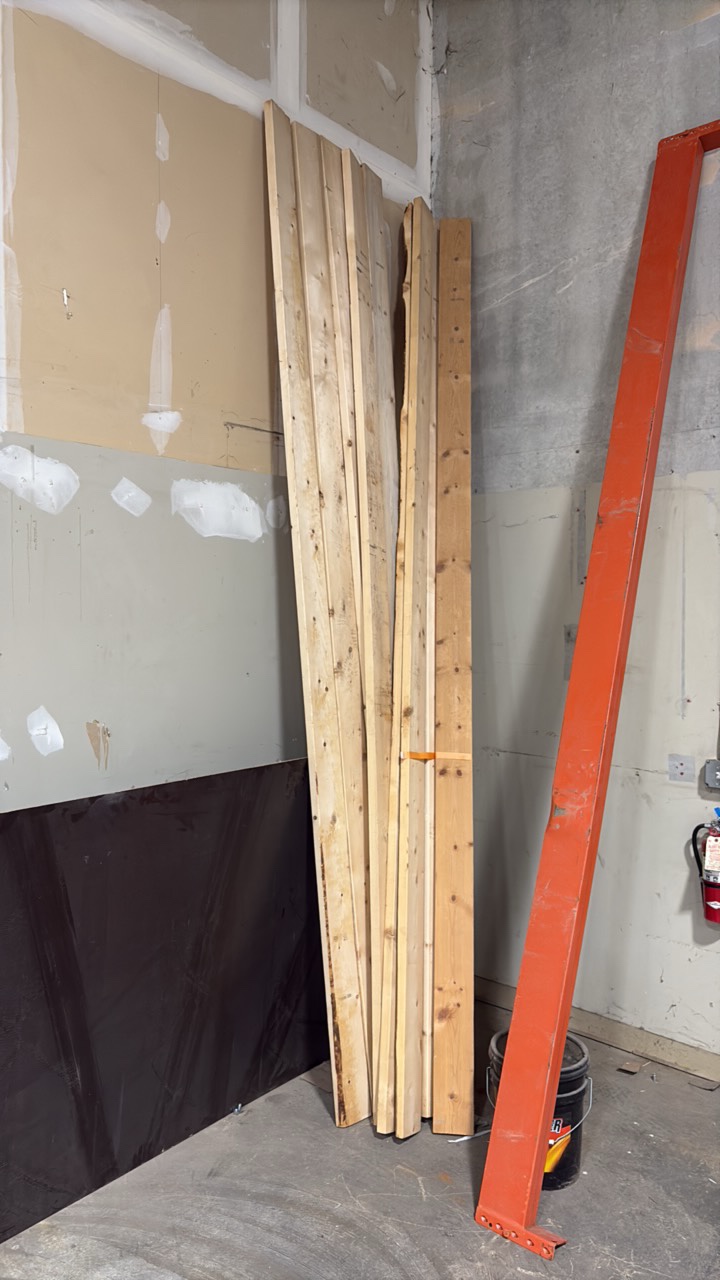 lot 71 image: Framing Lumber Approx 2 x 6 x 12