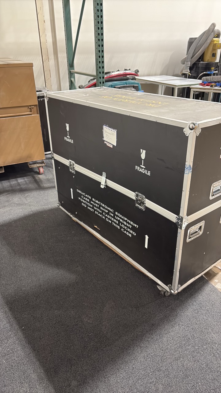 lot 83 image: Custom Flight or Road Case