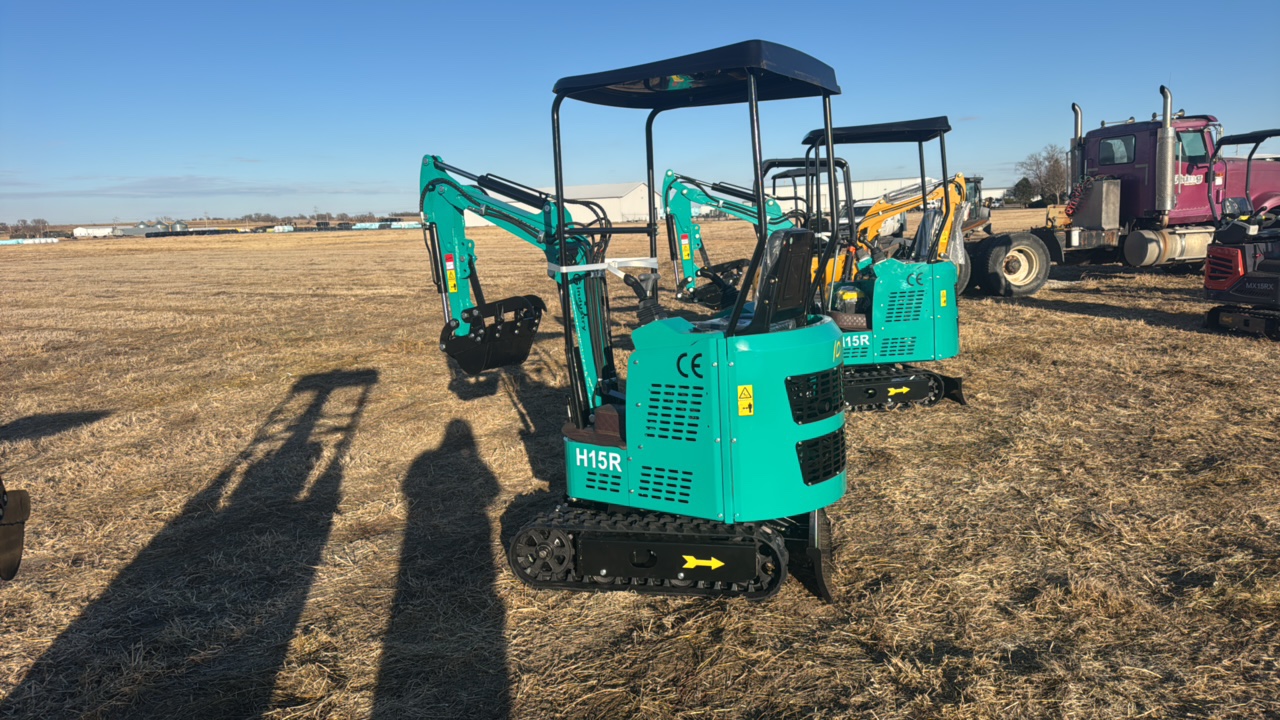 lot 10 image: Mini ExcavatorCFG2026UnusedH15R