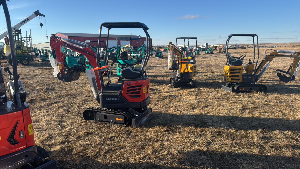 lot 14 image: Mini ExcavatorCFG2026UnusedMX15RX
