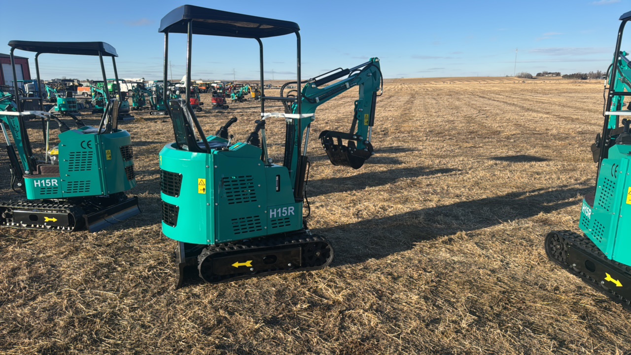 lot 9 image: Mini ExcavatorCFG2026UnusedH15R