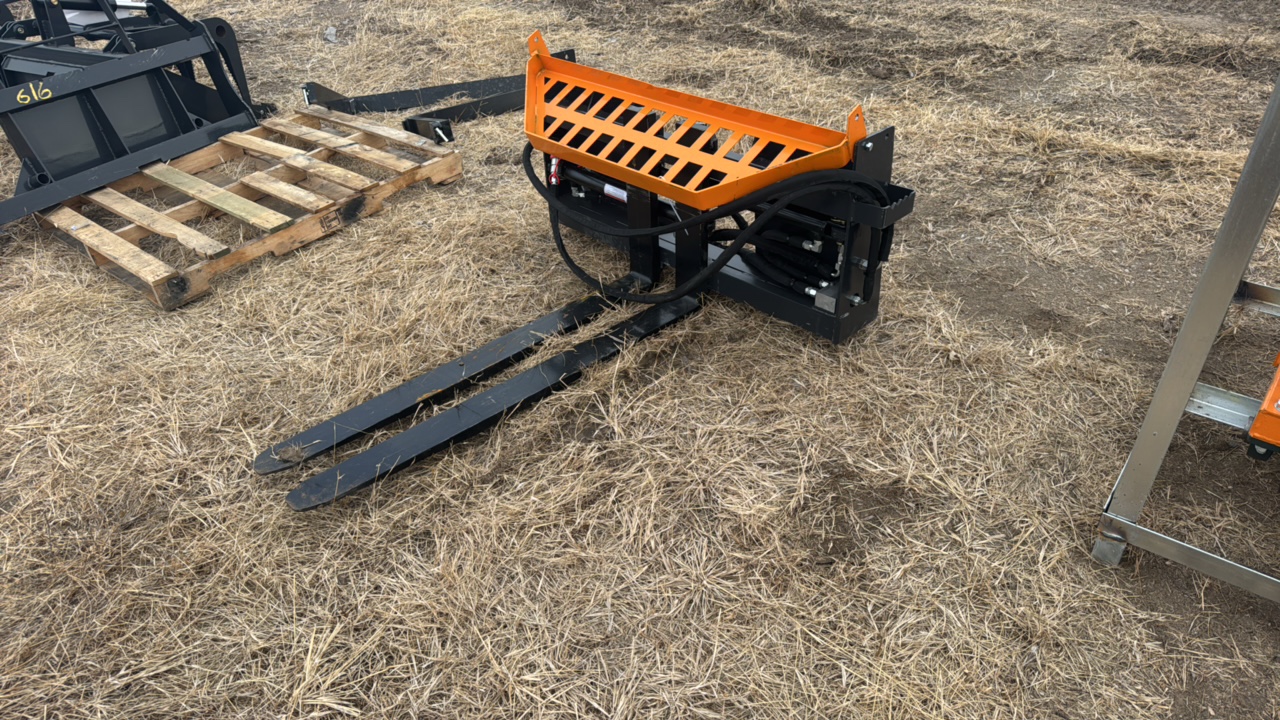 lot 615 image: Heavy Duty Hydraulic Forks And FrameLandhonor2025UnusedHPF-11-3000G