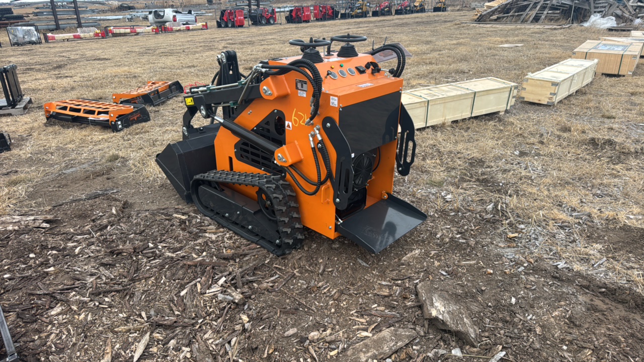 lot 621 image: Mini Skid Steer LoaderLandhonor2025UnusedLHR-HT380Q1