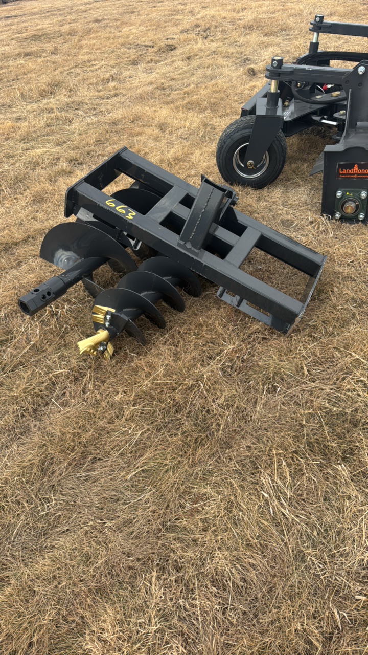 lot 662 image: Skid Steer Loader Auger DrivesLandhonor2025UnusedSAD-12-23C