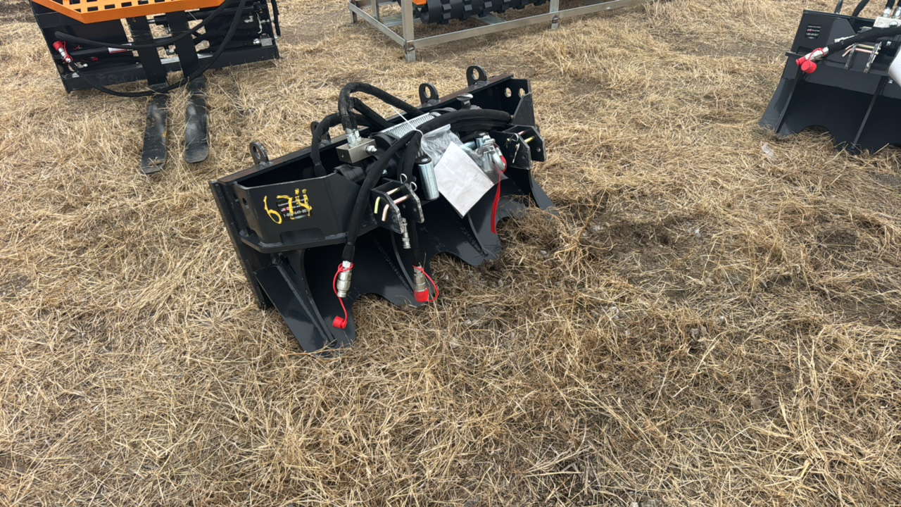 lot 674 image: 15000Lb Hydraulic WinchLandhonor2025UnusedFW-13-15000G