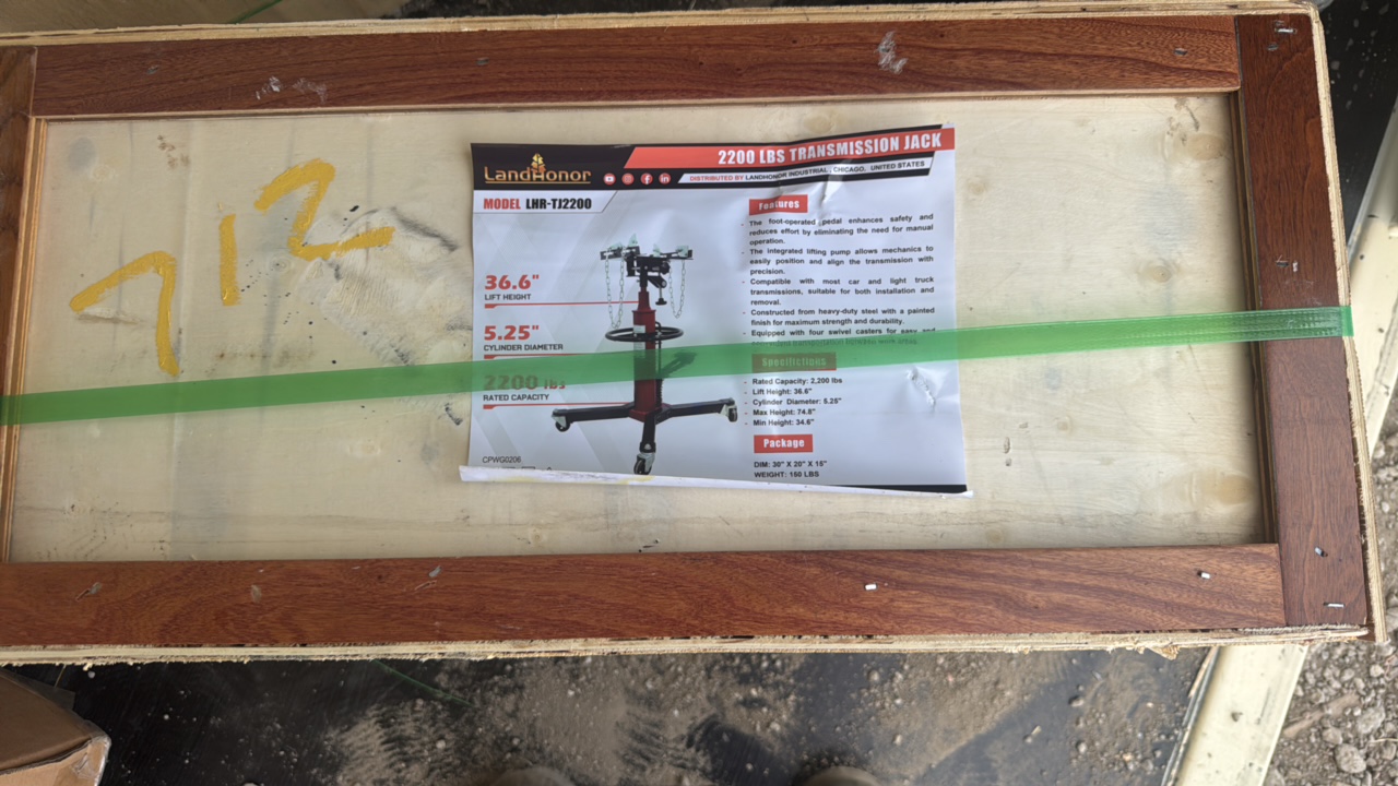 lot 712 image: 2200 Lbs Transmission JackLandhonor2025UnusedLHR-TJ2200