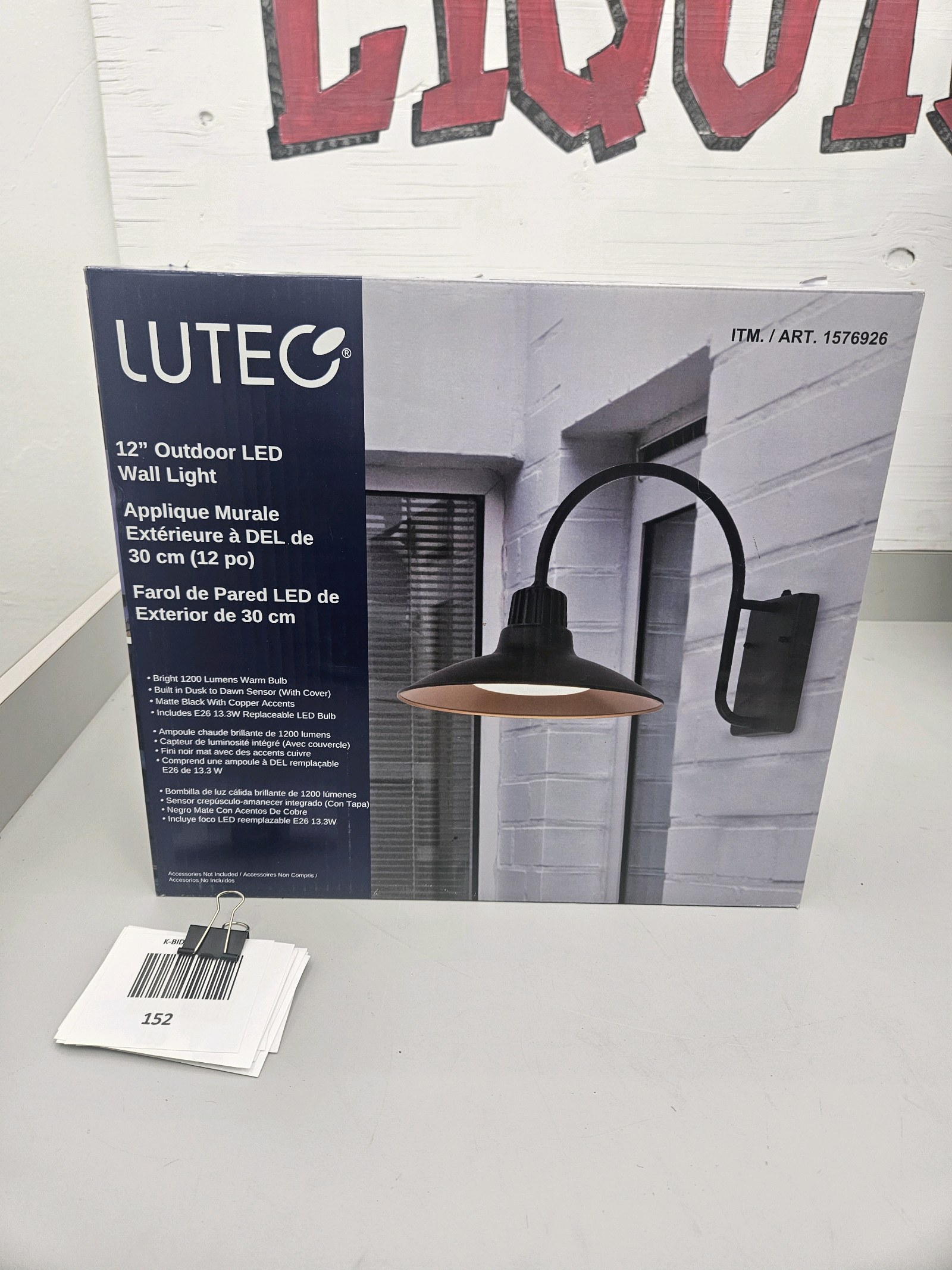 lot 152 image: 12 Outdoor LED Wall Light