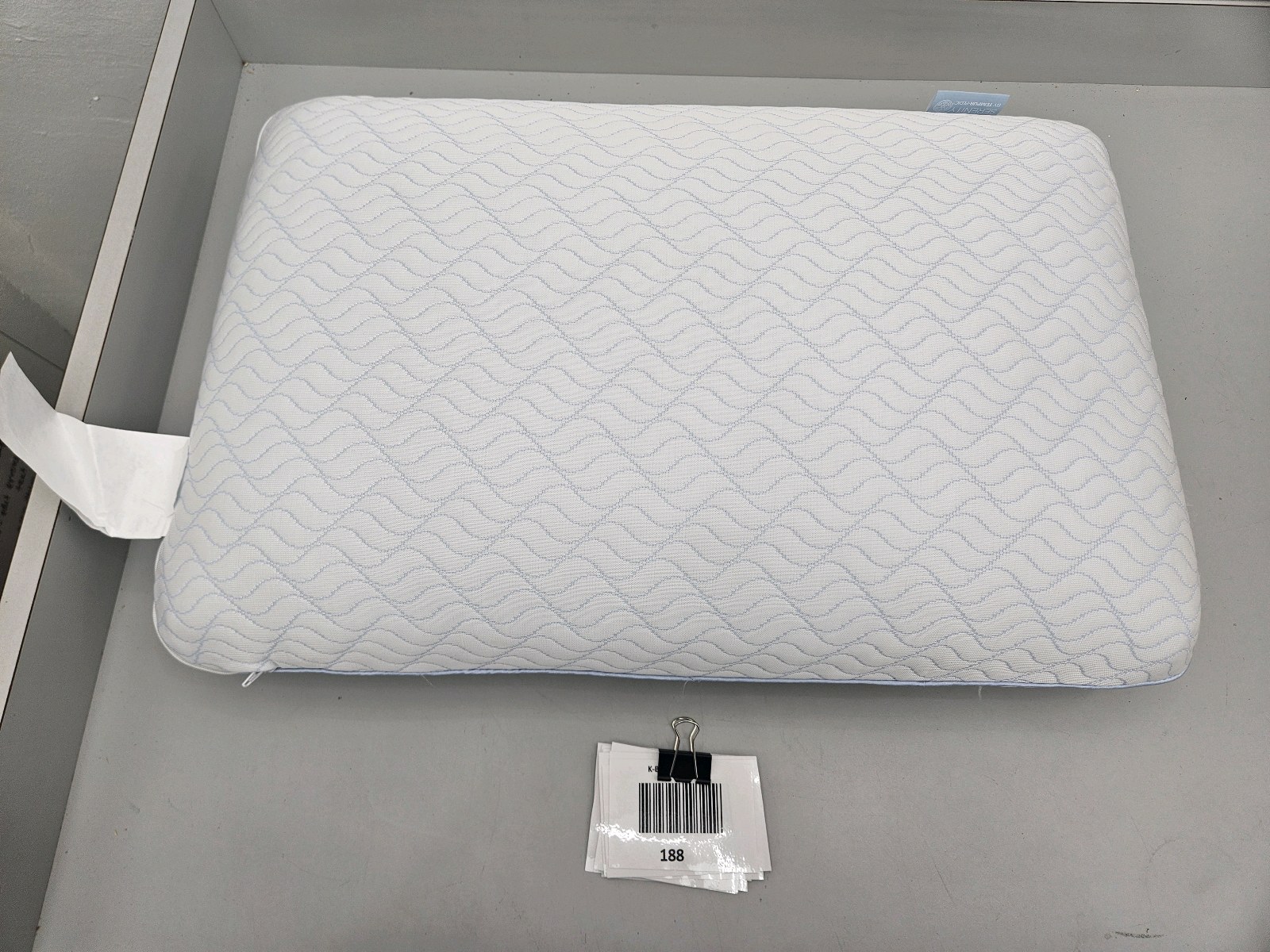 lot 188 image: Cooling Memory Foam Pillow