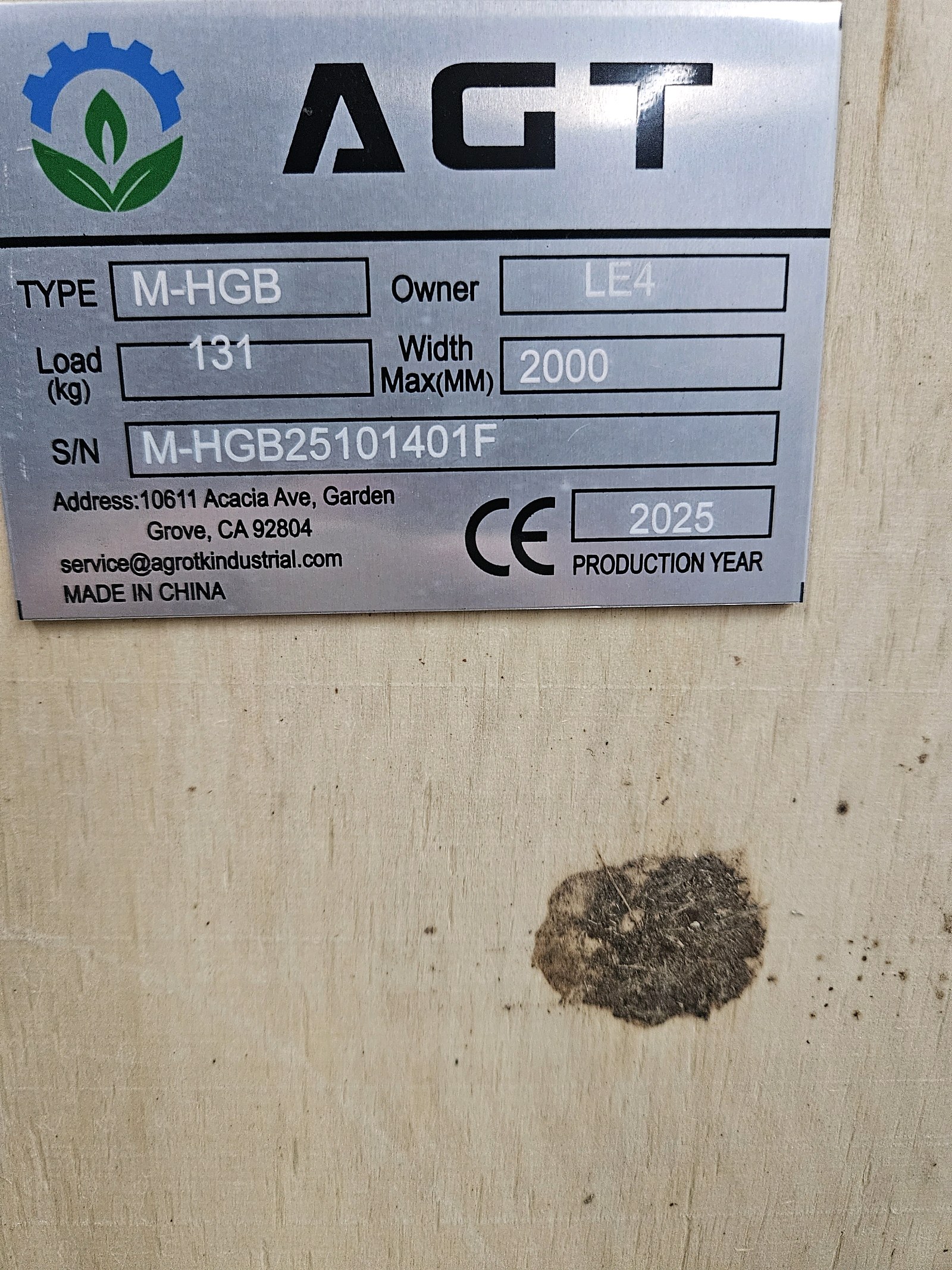 lot 26 image: Mini Skid Mixing (concrete) Bucket