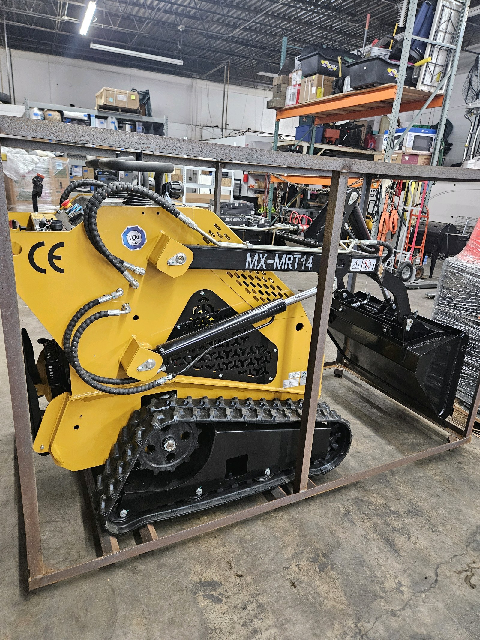 lot 27 image: Mini Tracked Skid - MX-MRT14