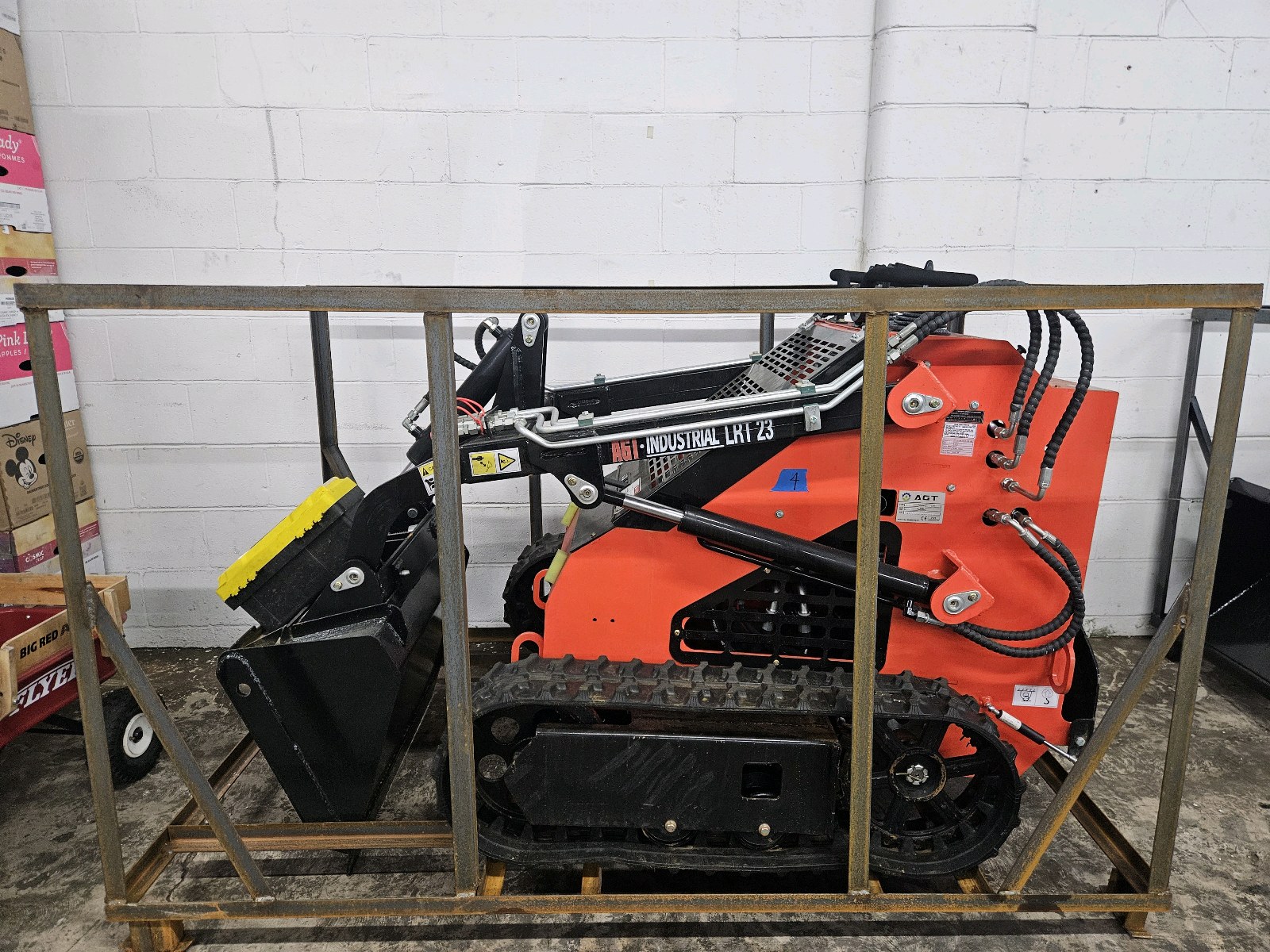 Mini Tracked Skid - LRT23