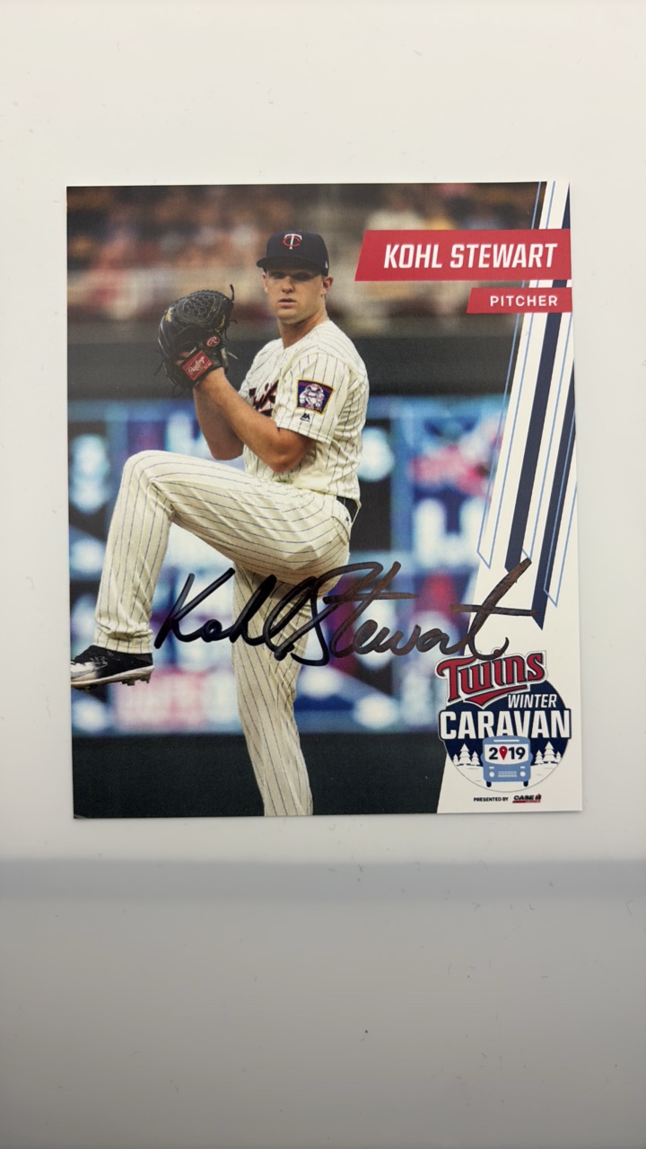 lot 118 image: Autographed Team Issued Photo Kohl Stewart Minnesota Twins