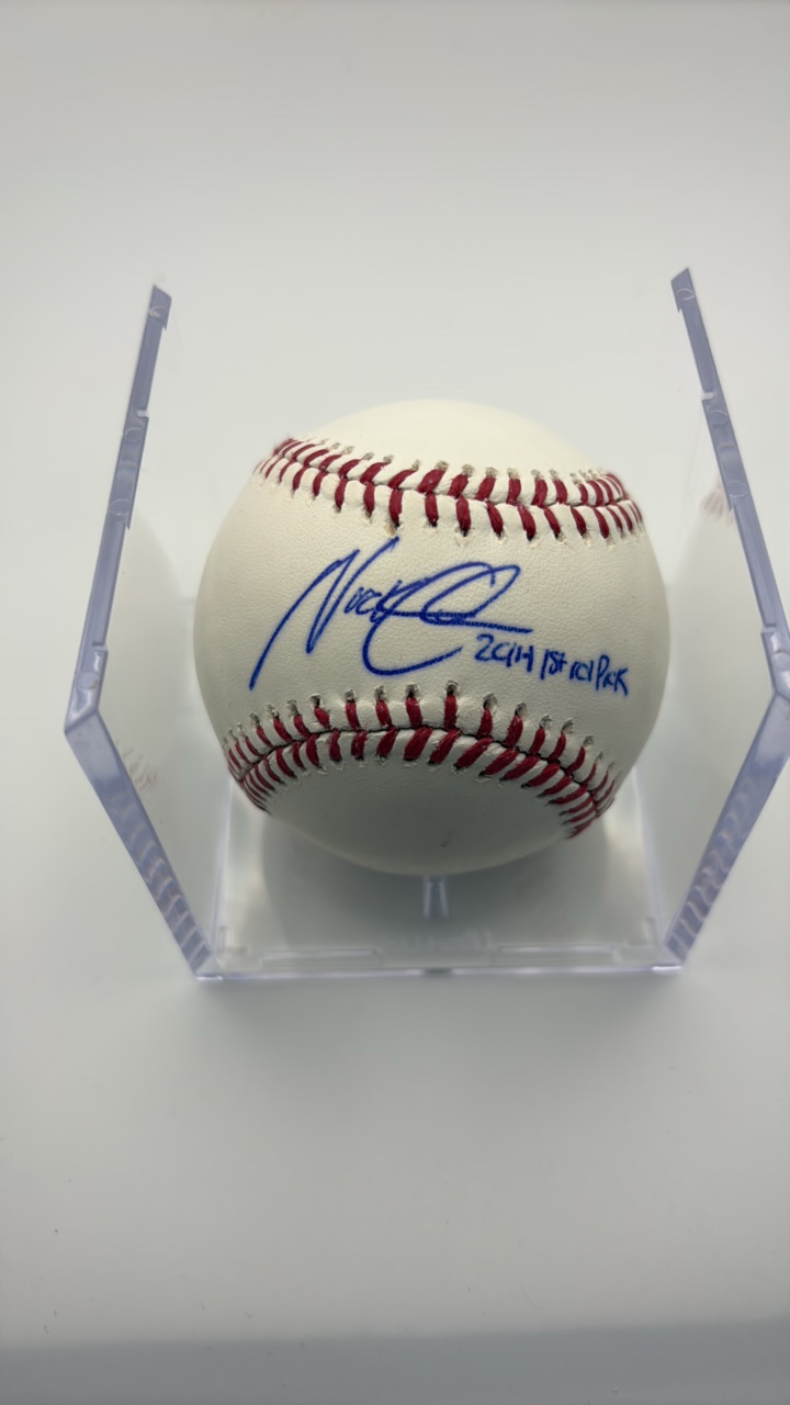 lot 141 image: Nick Gordon Autograph Baseball Minnesota Twins