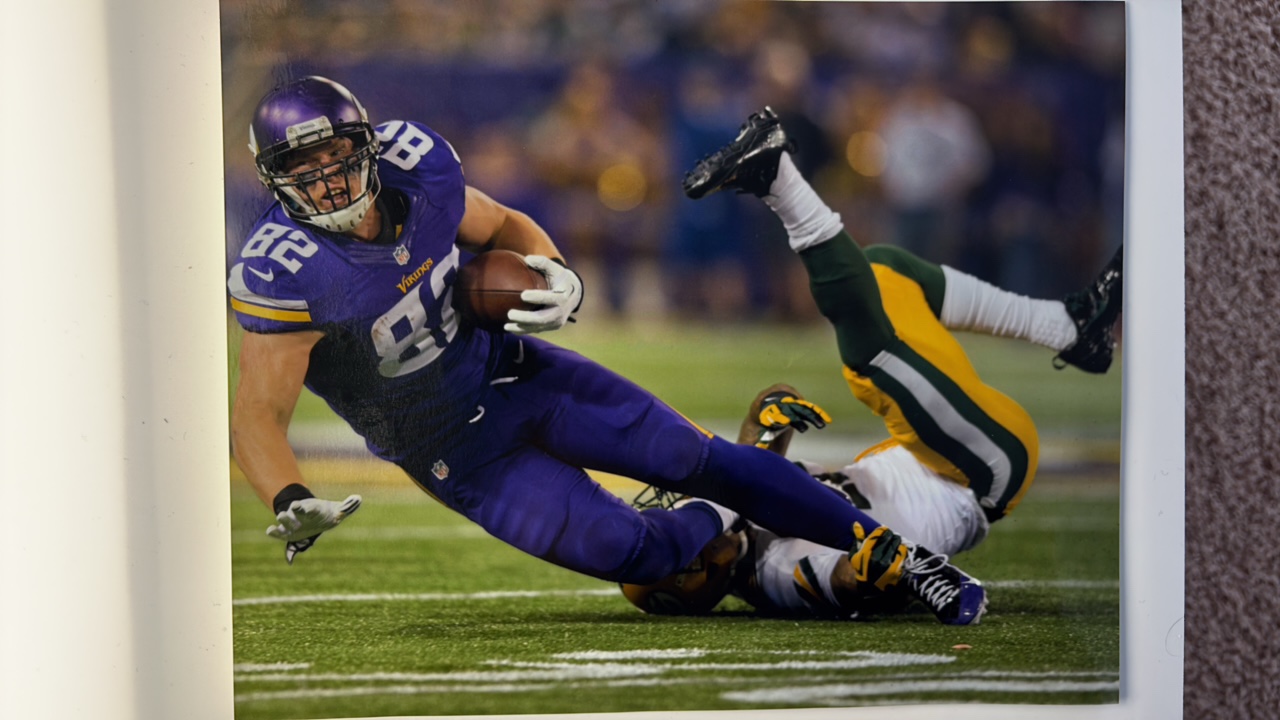 lot 147 image: Kyle Rudolph Minnesota Vikings Team Issue Picture 8x10