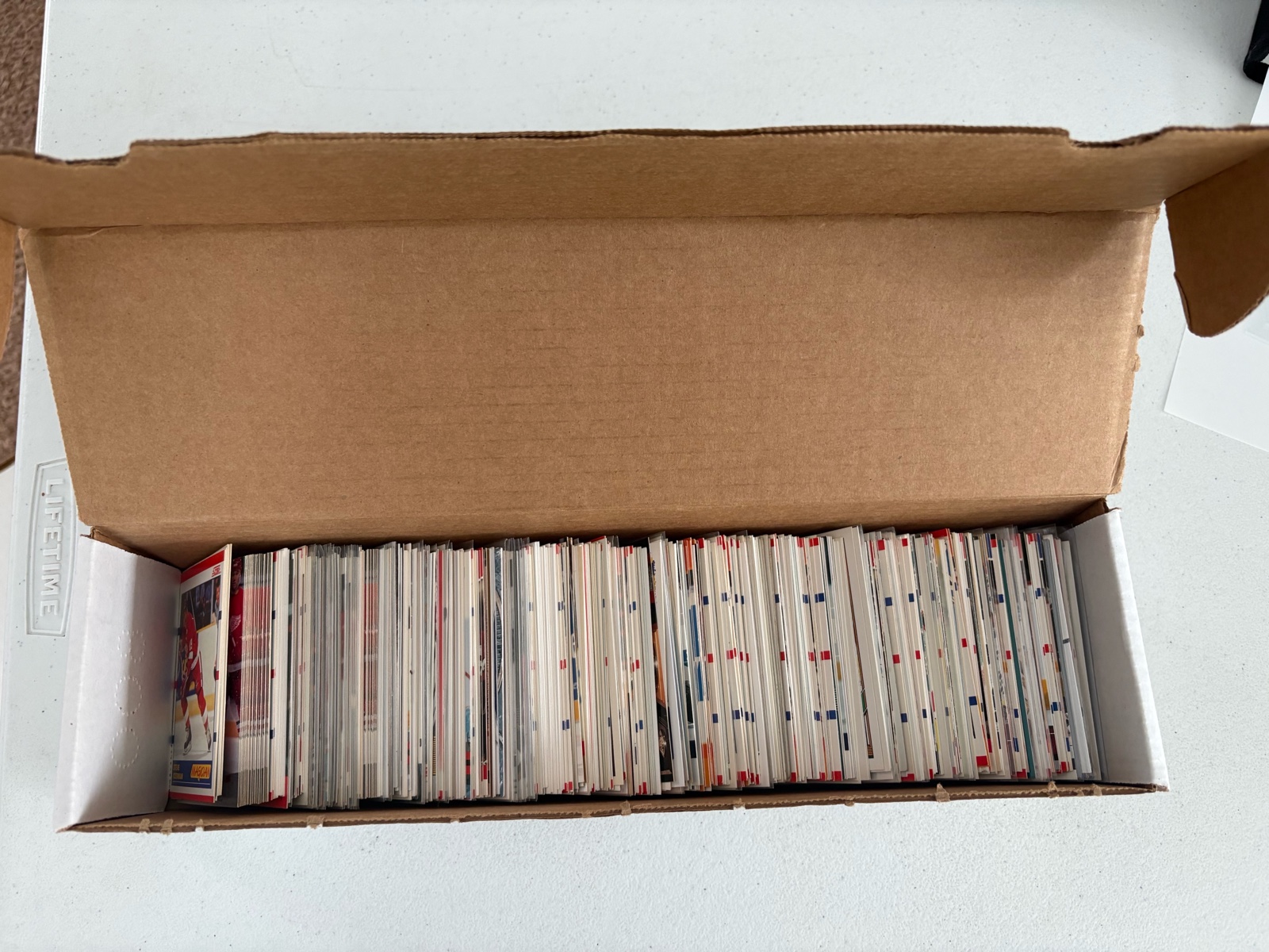 lot 180 image: Box of Hockey Cards Mostly Stars and Hall of Famers Hundreds of Cards
