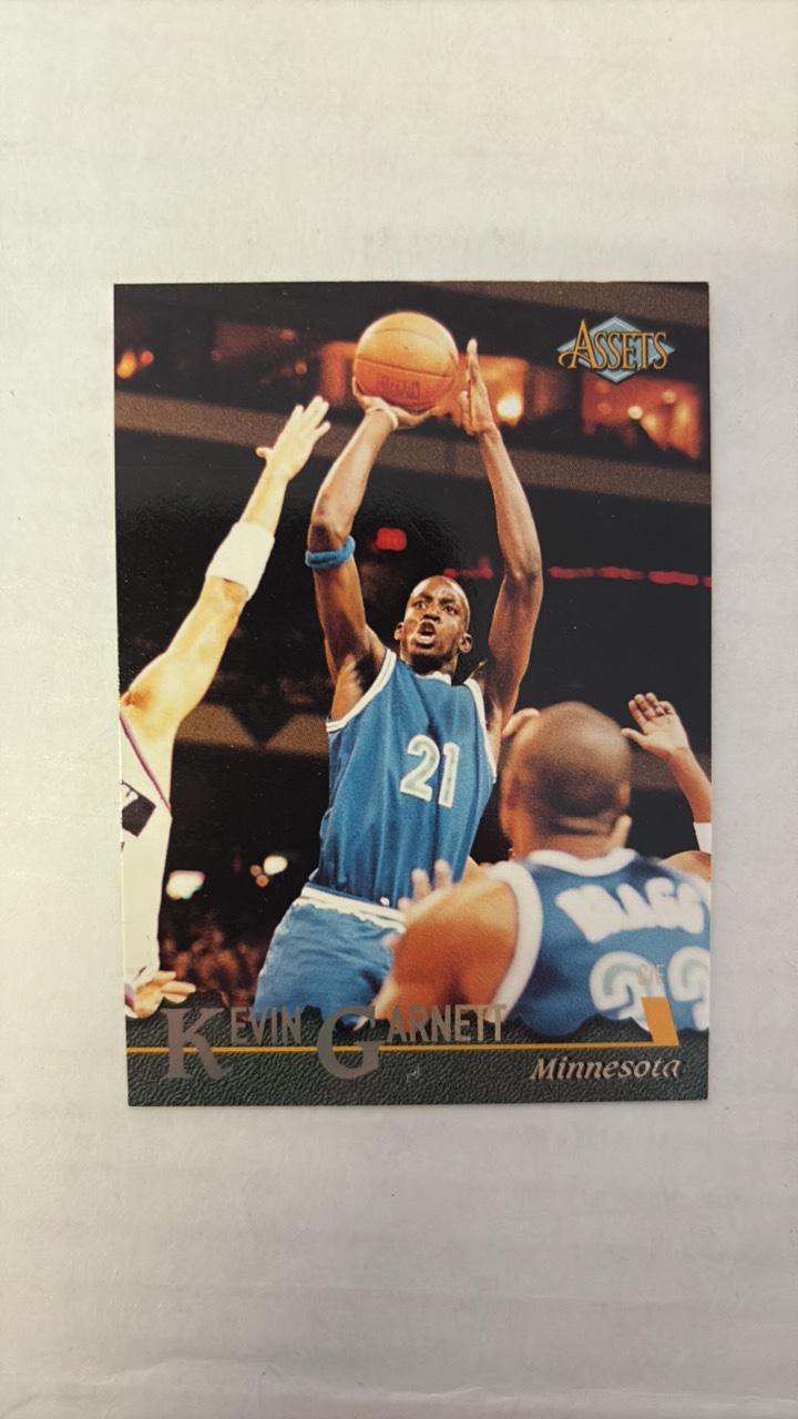 lot 194 image: 1996 Kevin Garnett Rookie Card Classic Assets Minnesota Timberwolves