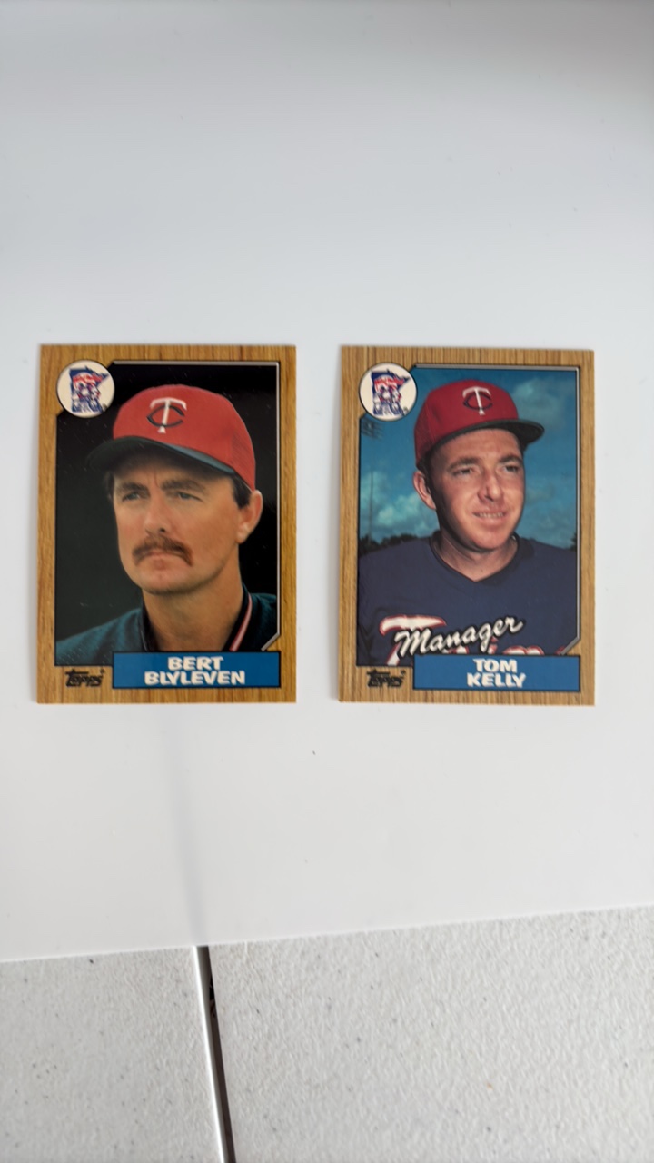 lot 203 image: 1987 Topps Tiffany Rare Collectors Version of Tom Kelly and Ber Blyleven Cards, 2 Cards