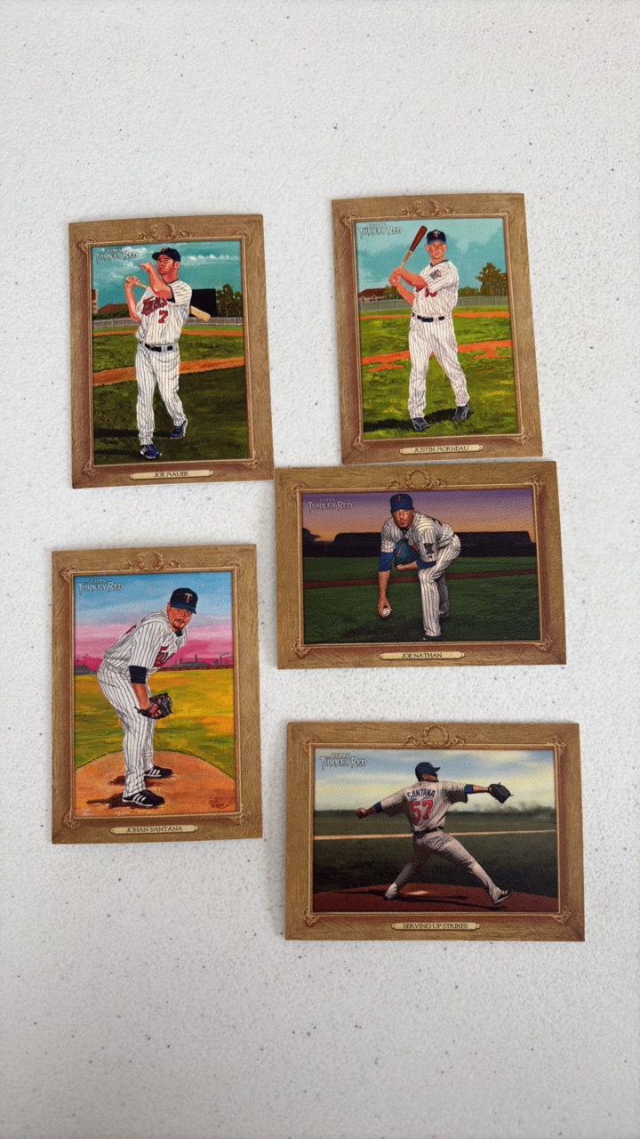 lot 218 image: 2007 Topps Turkey Red Minnesota Twins Team Set