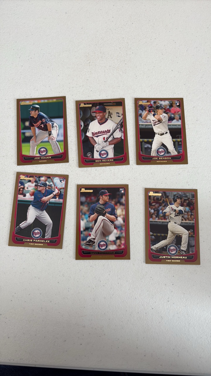 lot 221 image: 2012 Bowman Gold Parallel Minnesota Twins Team Set