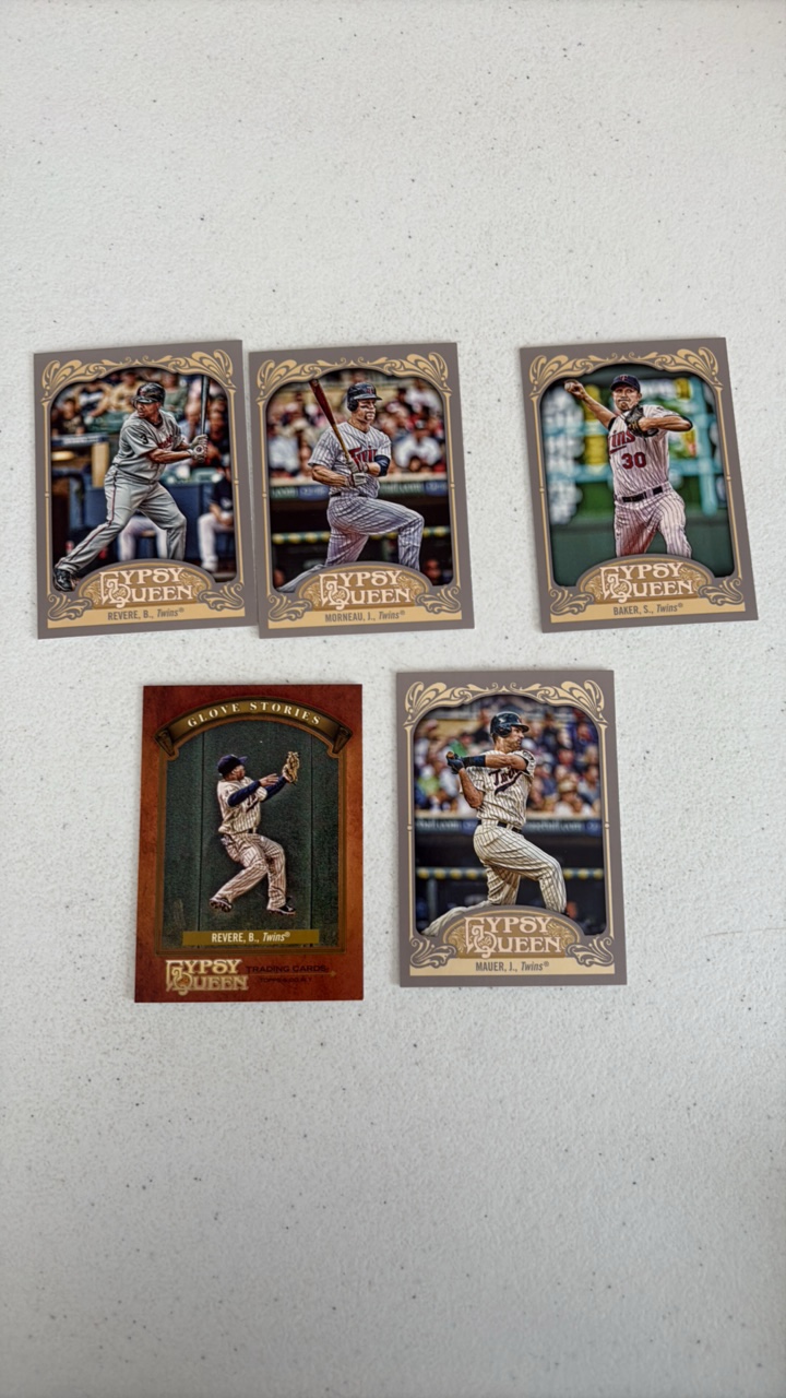 lot 223 image: 2012 Topps Gypsy Queen Minnesota Twins Team Set