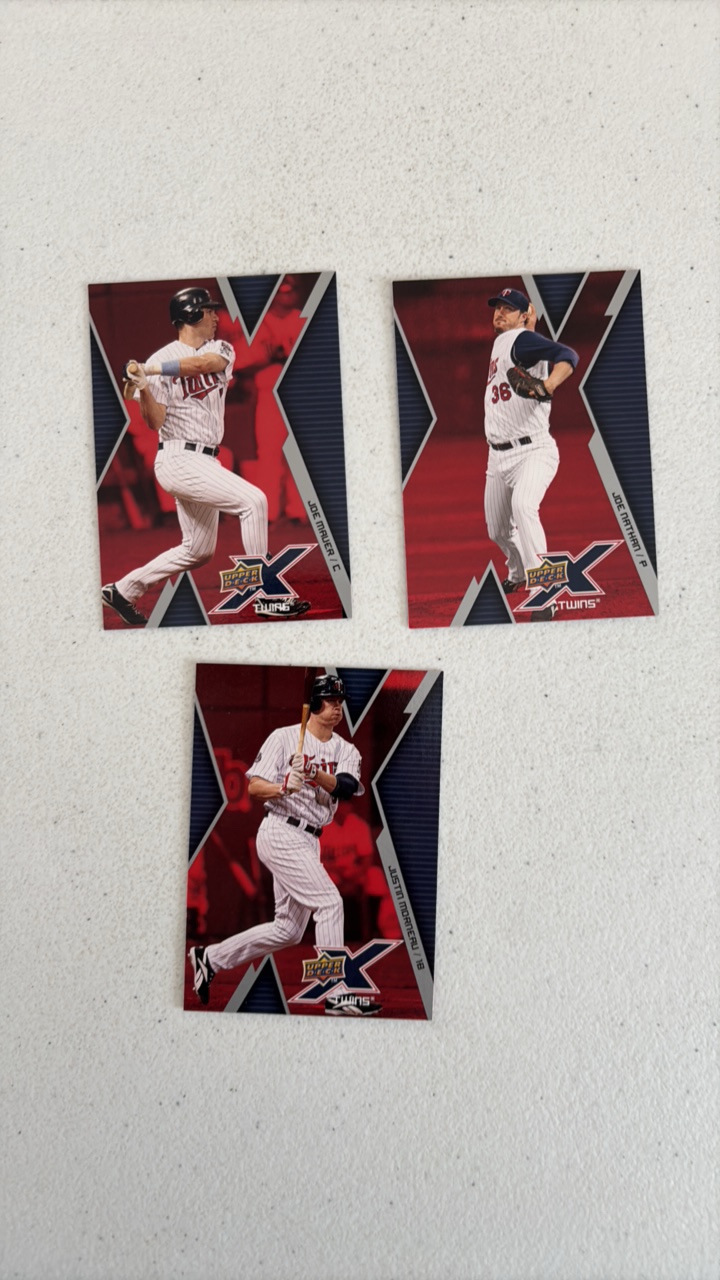 lot 254 image: 2009 Upper Deck X Minnesota Twins Team Set 3 Cards