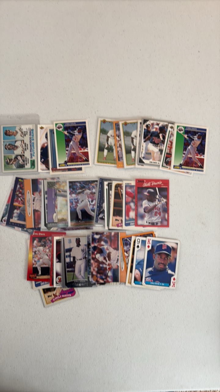 lot 271 image: Chili Davis Minnesota Twins Card Lot