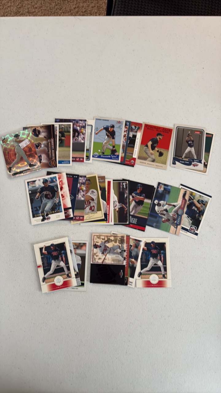 lot 276 image: Corey Koskie Minnesota Twins Card Lot