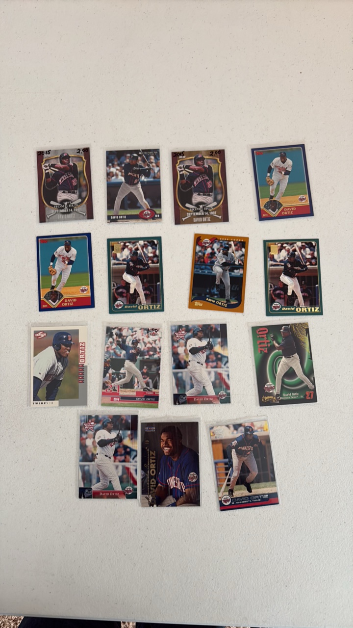 lot 279 image: David Ortiz Minnesota Twins Card Lot