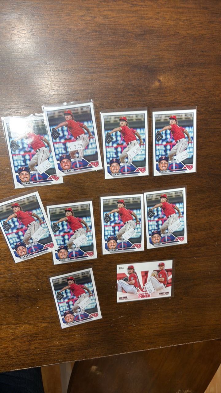 lot 299 image: Joe Ryan Minnesota Twins Card Lot