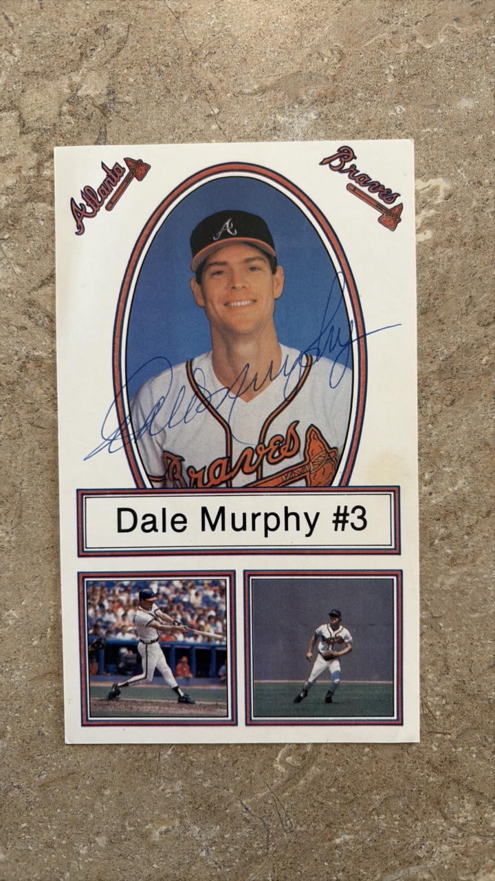 lot 330 image: Dale Murphy Autographed Atlanta Braves Team Issue PhotoCard