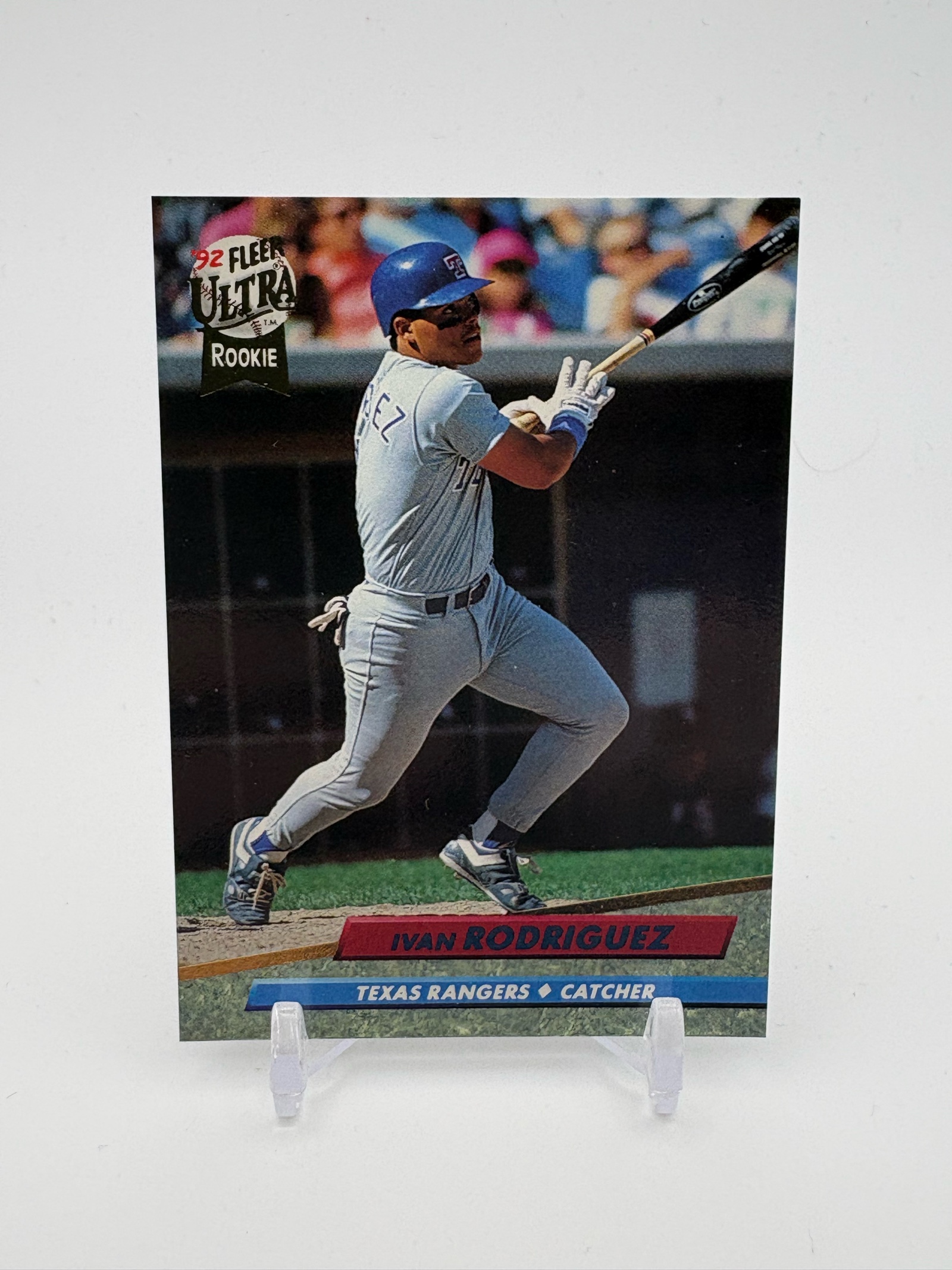 lot 357 image: 1992 Fleer Ultra Ivan Rodriguez Rookie Card Texas Rangers