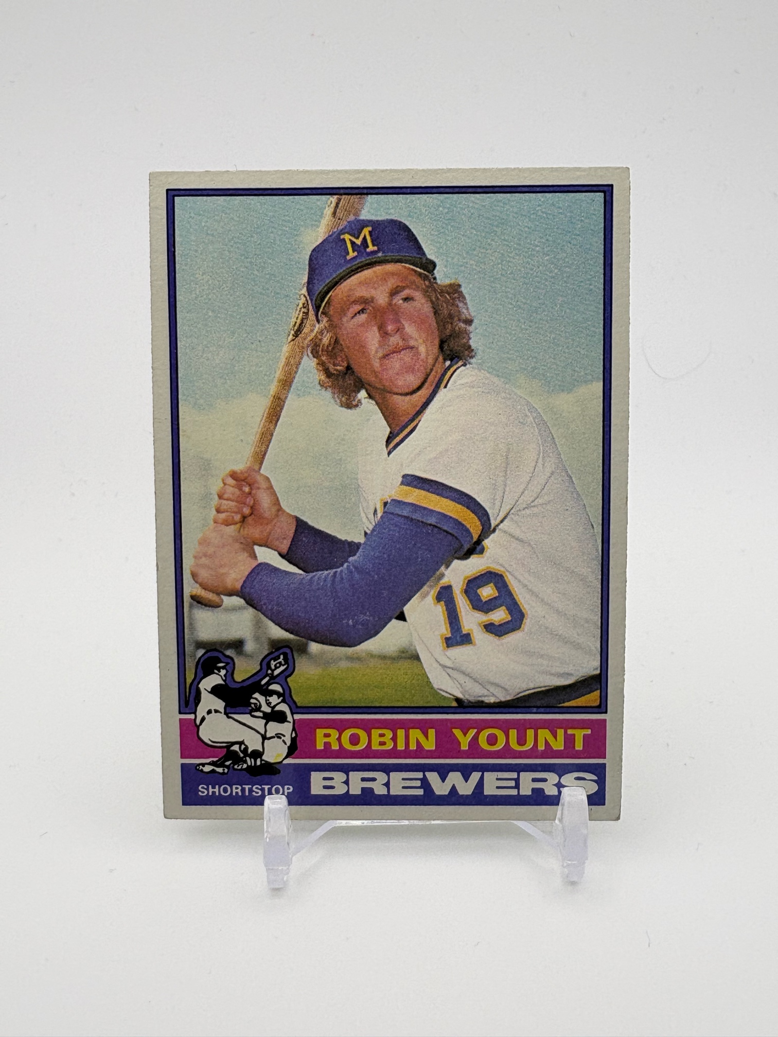 lot 361 image: 1976 Topps Robin Yount Milwaukee Brewers MLB Hall of Famer