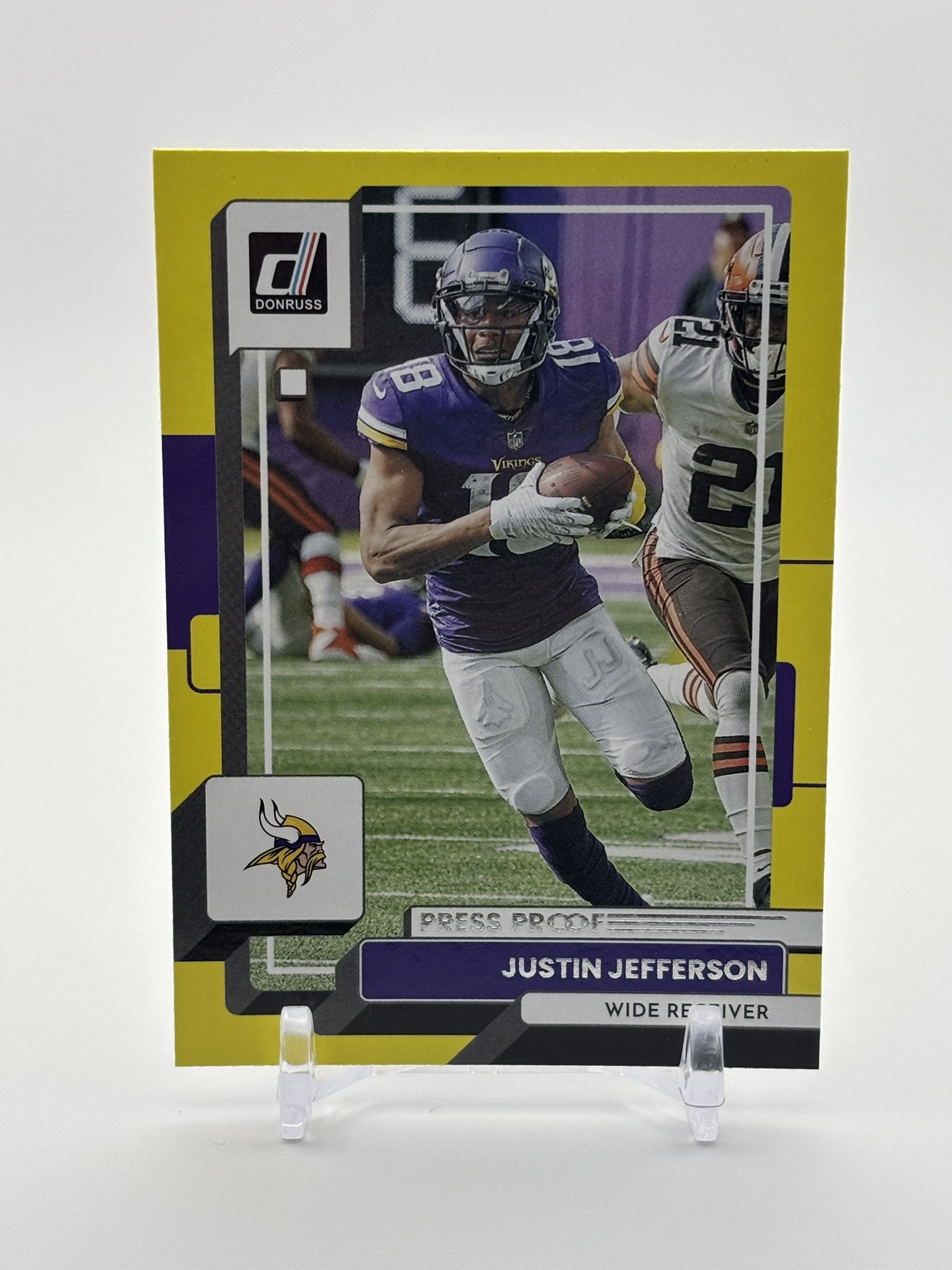lot 418 image: 2022 Donruss Press Proof Yellow Parallel Justin Jefferson Minnesota Vikings Card