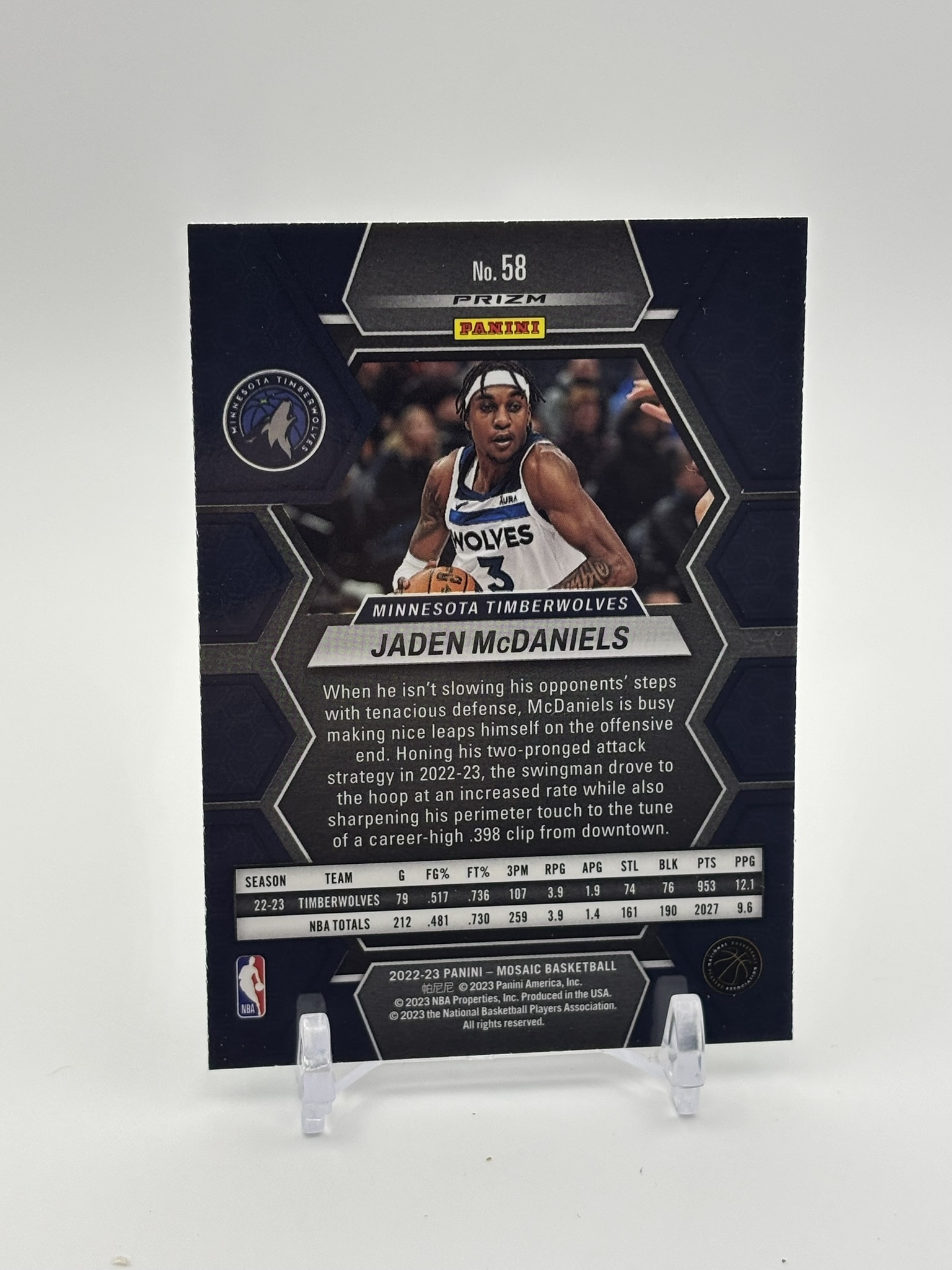 lot 473 image: 2022-23 Panini Mosaic - Jaden McDaniels #58 Green Mosaic Prizm Minnesota Timberwolves