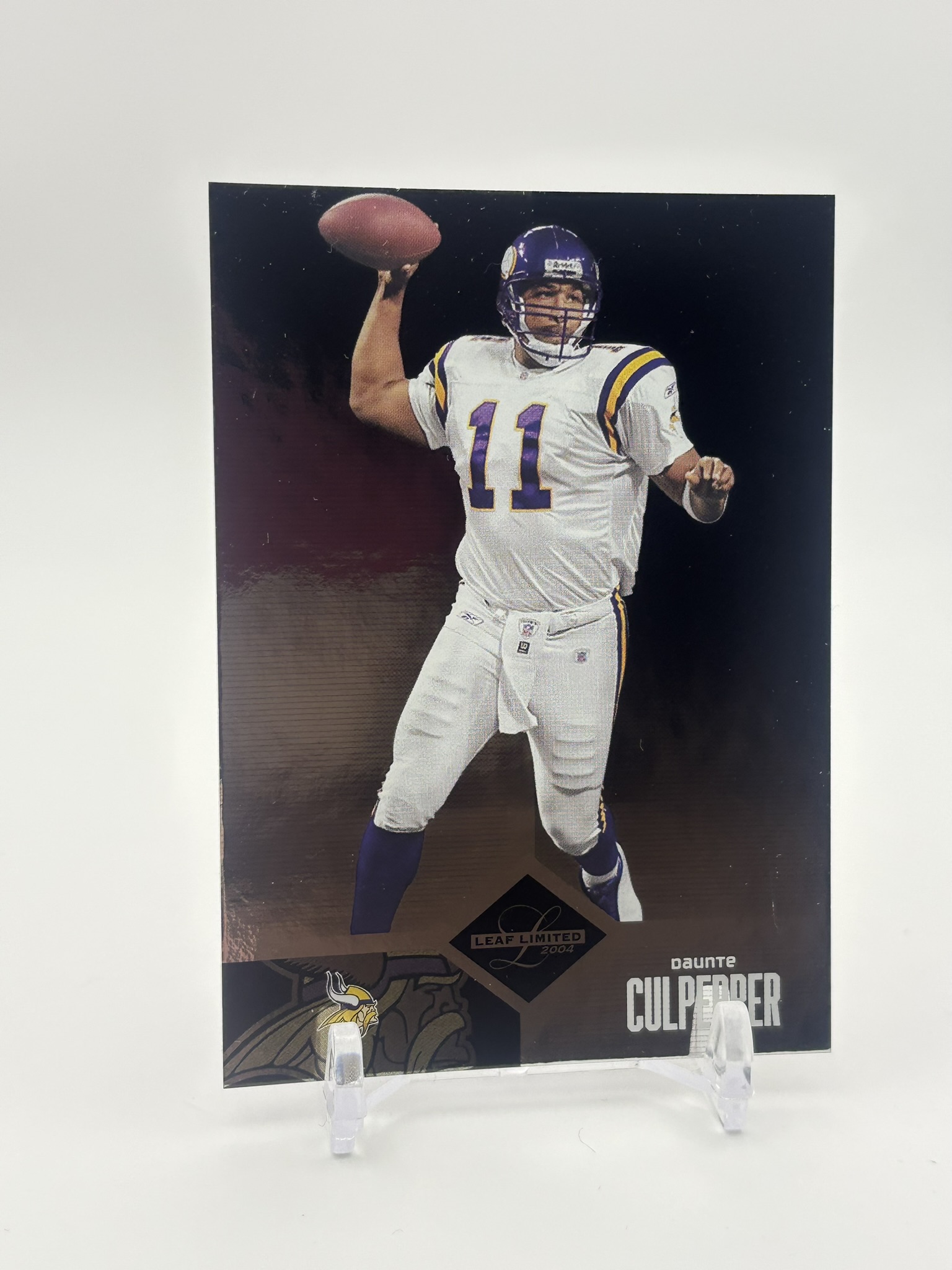 lot 536 image: 2004 Leaf Limited - Daunte Culpepper #d out of 799