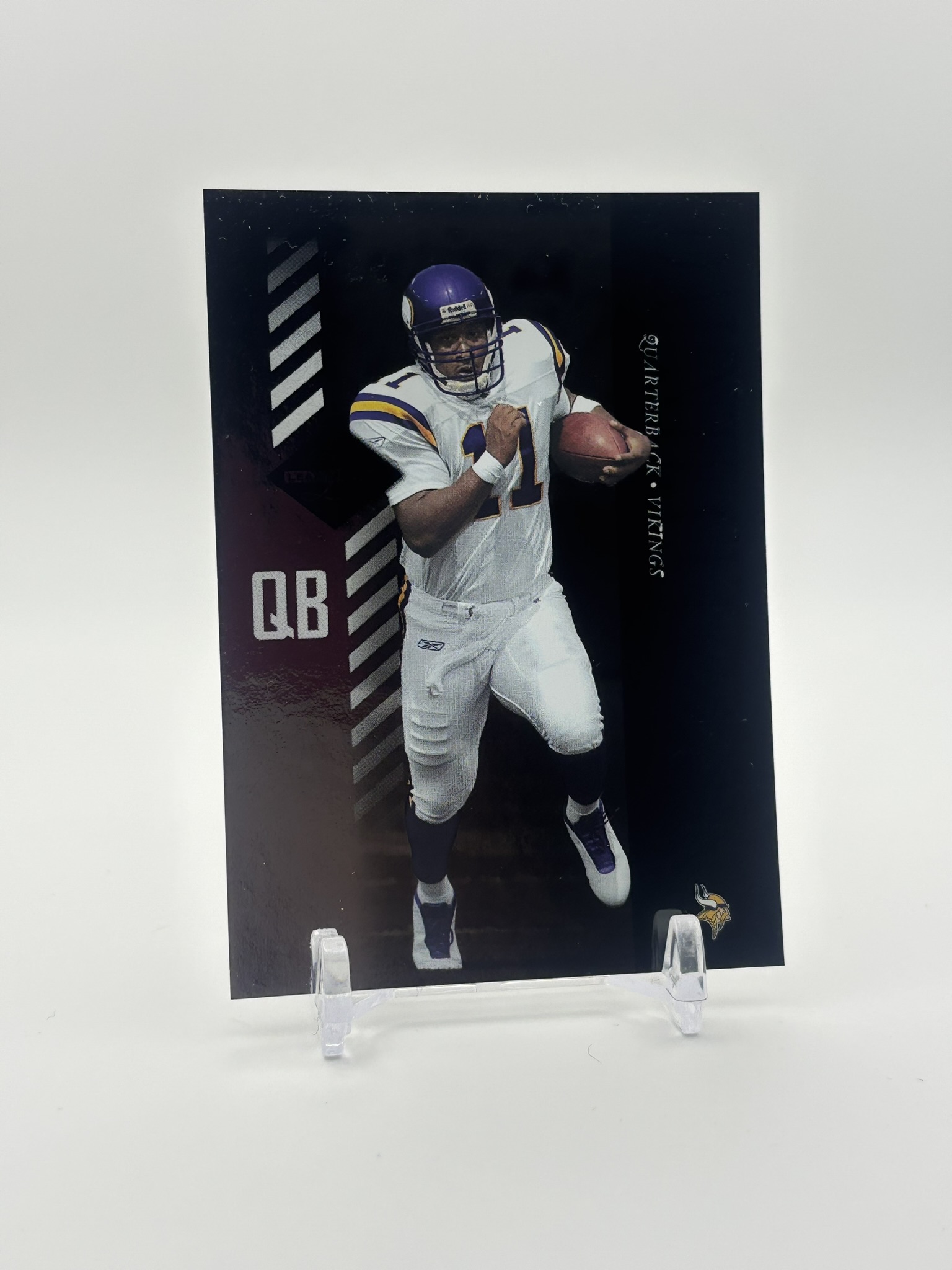 lot 555 image: 2003 Leaf Limited - Daunte Culpepper #d 834999 Minnesota Vikings NFL