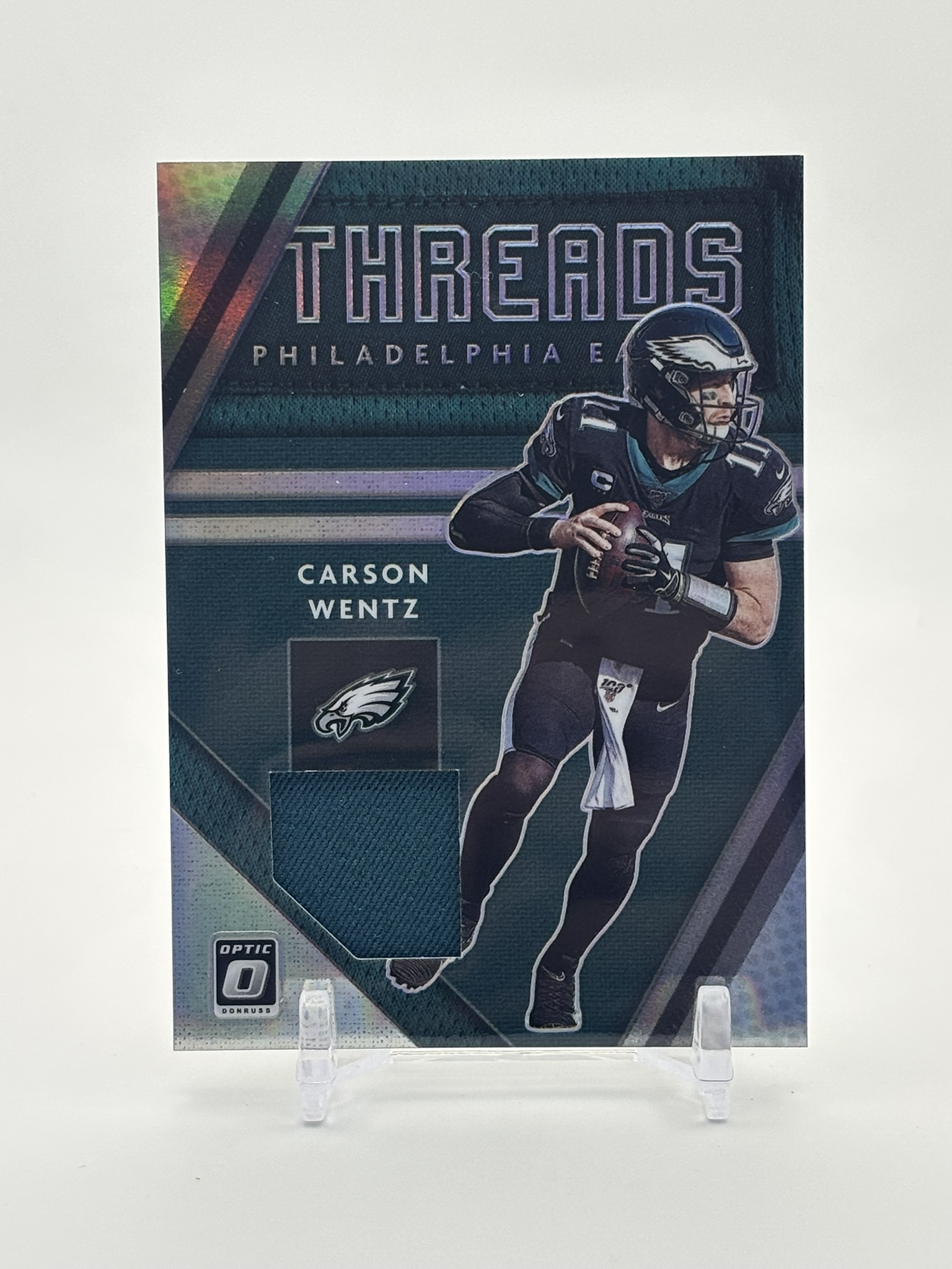 lot 569 image: 2020 Panini Donruss Optic - Donruss Threads Carson Wentz Jersey Card