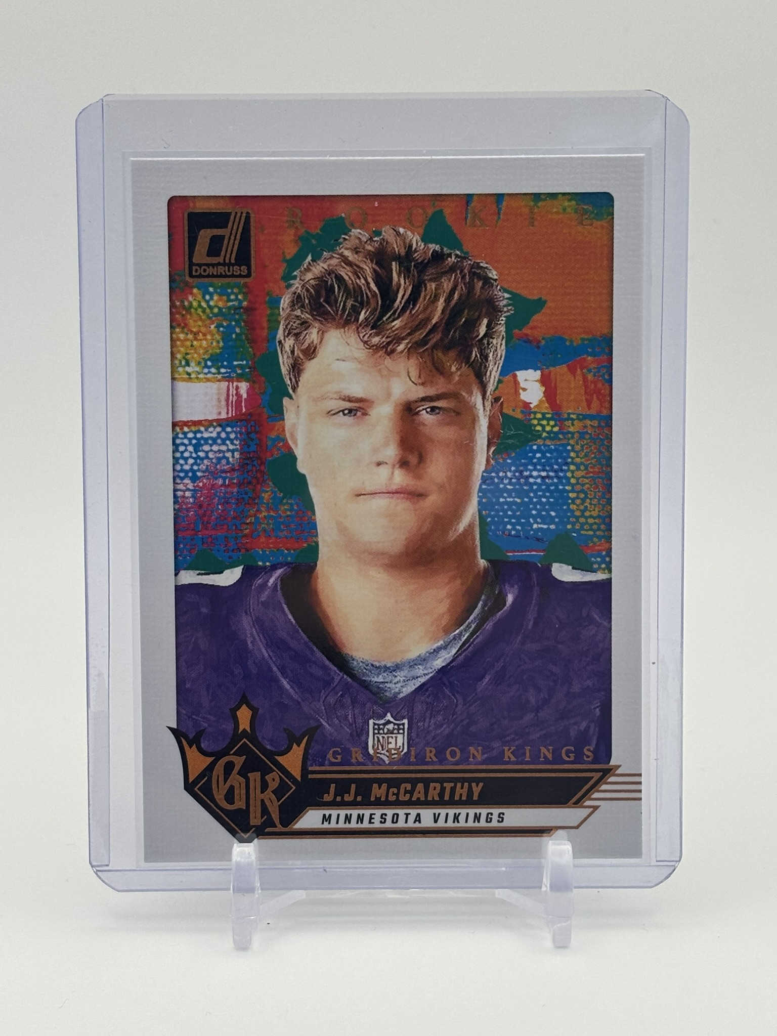lot 576 image: 2024 Panini Donruss - Rookie Gridiron Kings J.J. McCarthy Rookie Card Minnesota Vikings