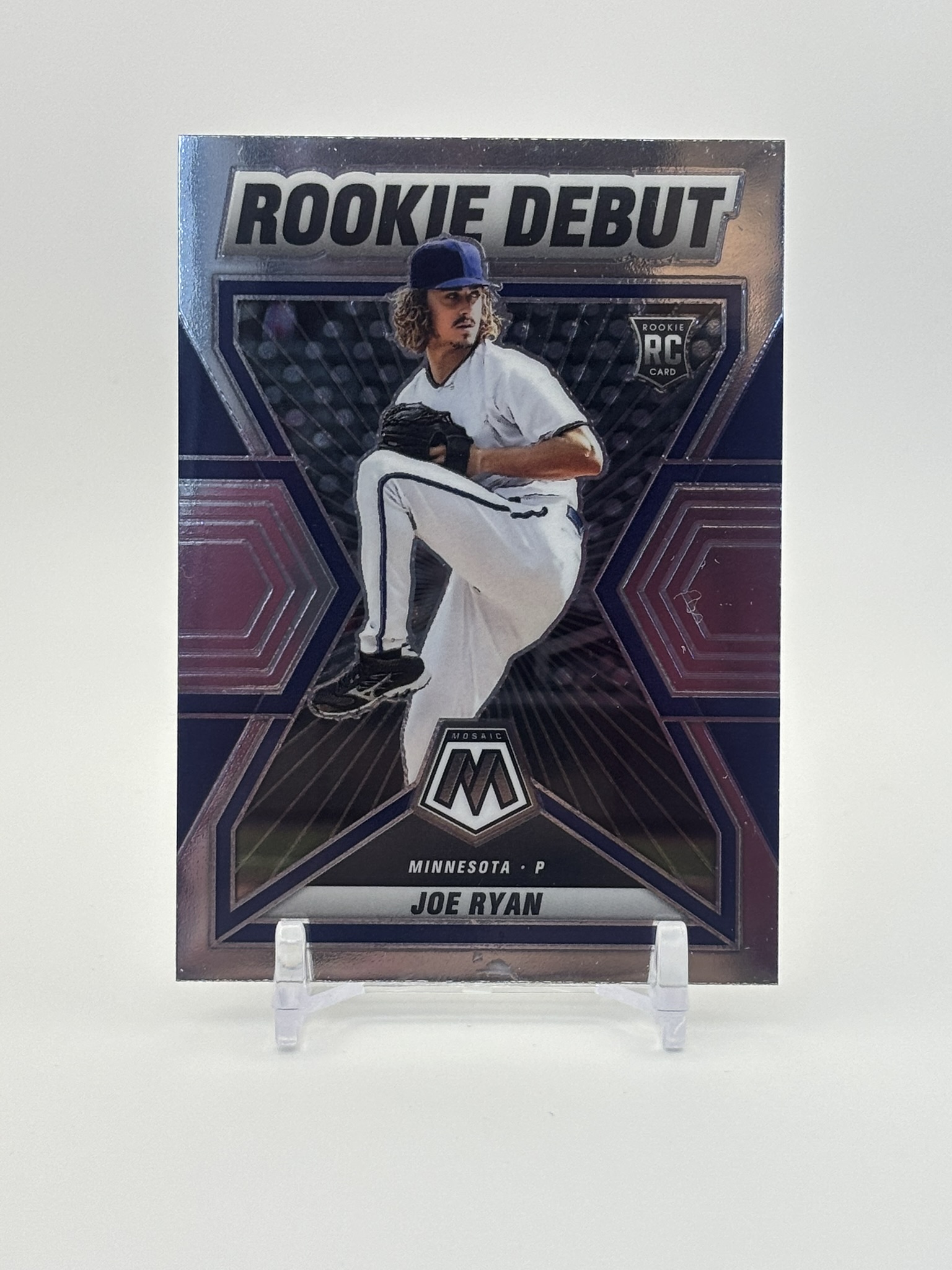 lot 675 image: 2022 Panini Mosaic - Rookie Debut Joe Ryan Rookie Card