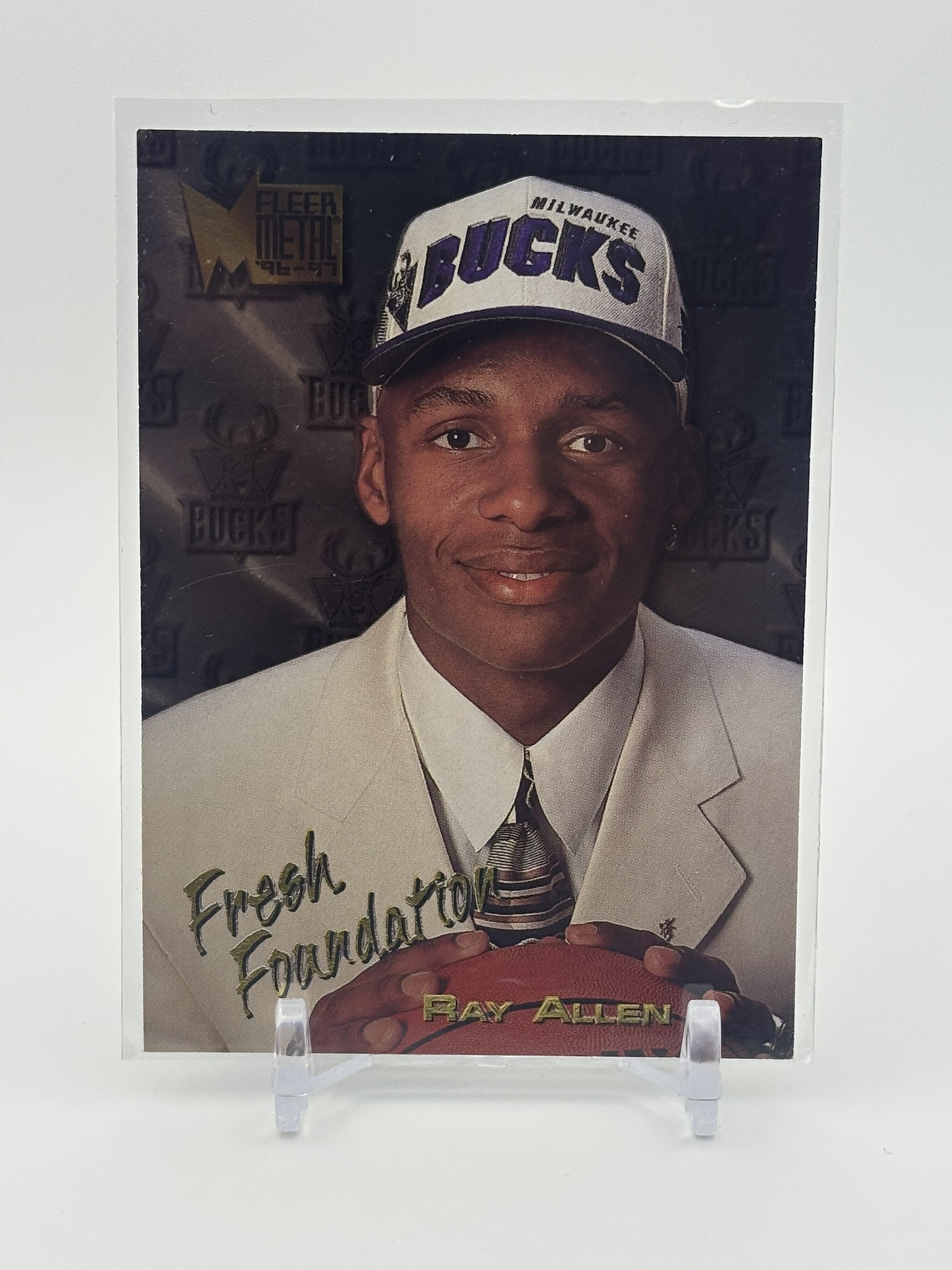 lot 707 image: 1996-97 Fleer Metal - Fresh Foundation Ray Allen #136 Rookie Card