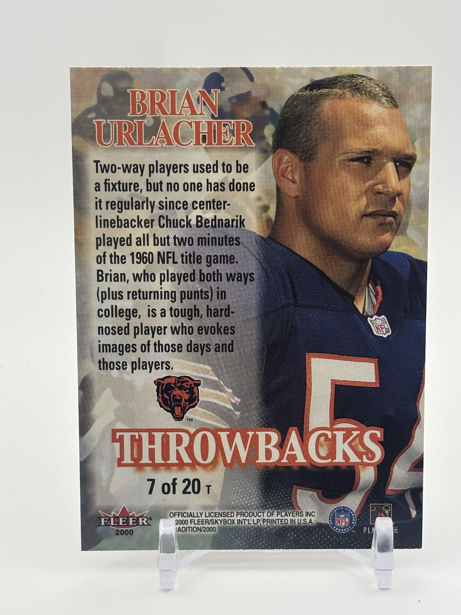 lot 710 image: 2000 Fleer Tradition Throwbacks Brian Urlacher Rookie Card Insert
