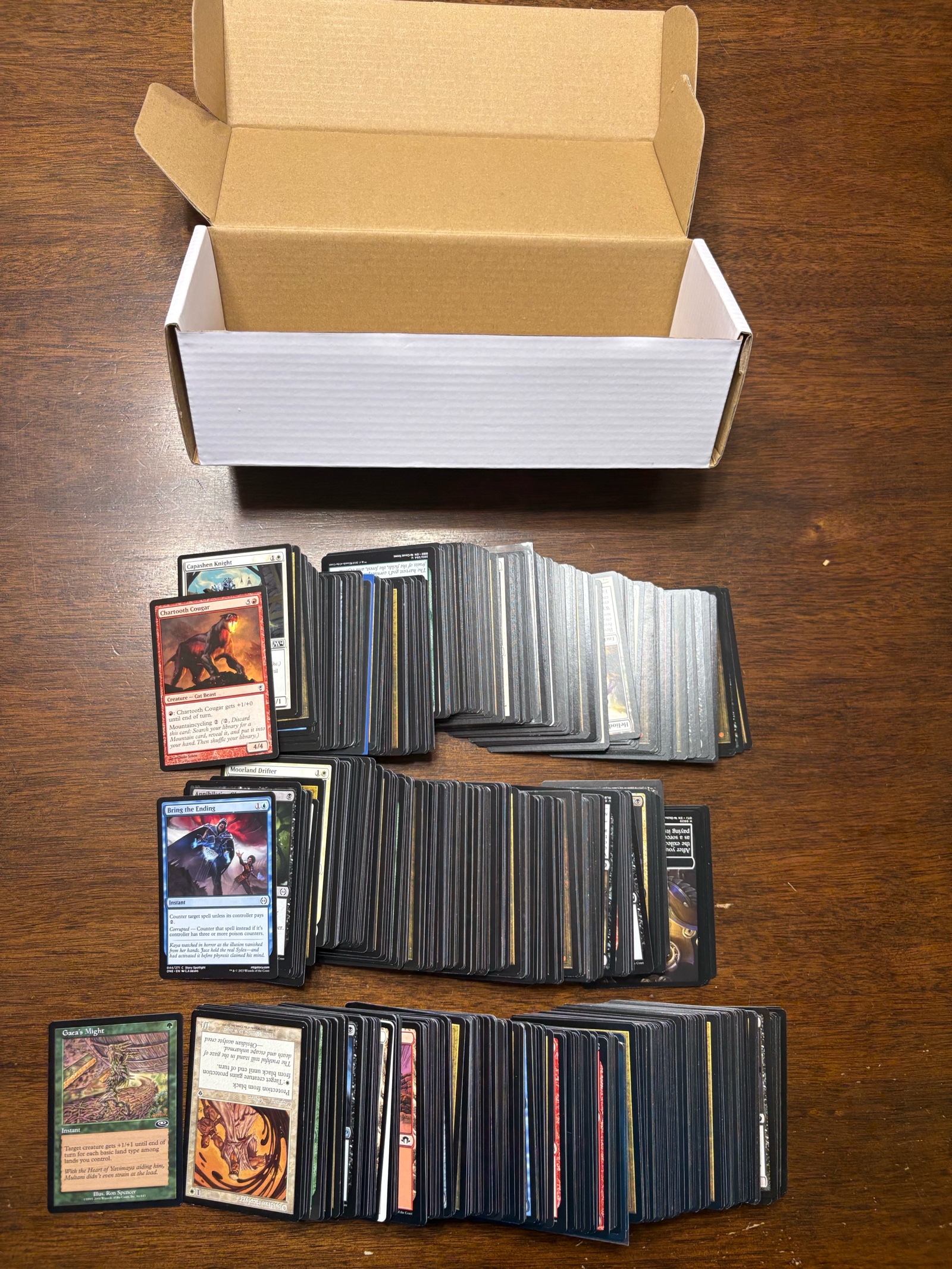 lot 104 image: Magic the Gathering Bulk Uncommons and Commons