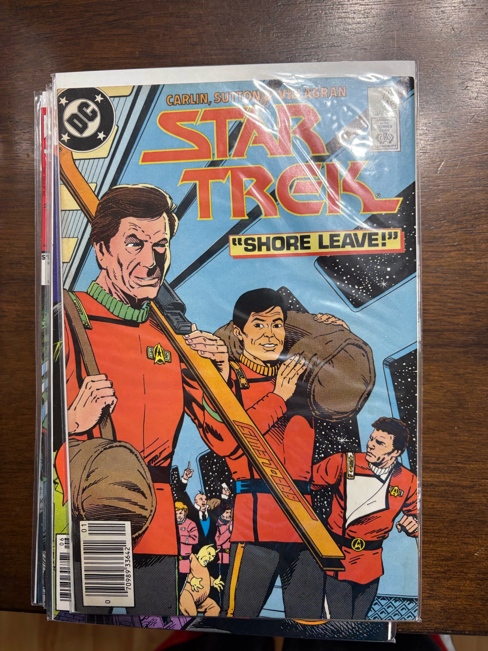 lot 137 image: Star Trek Shore Leave DC Comics Book Issue #46