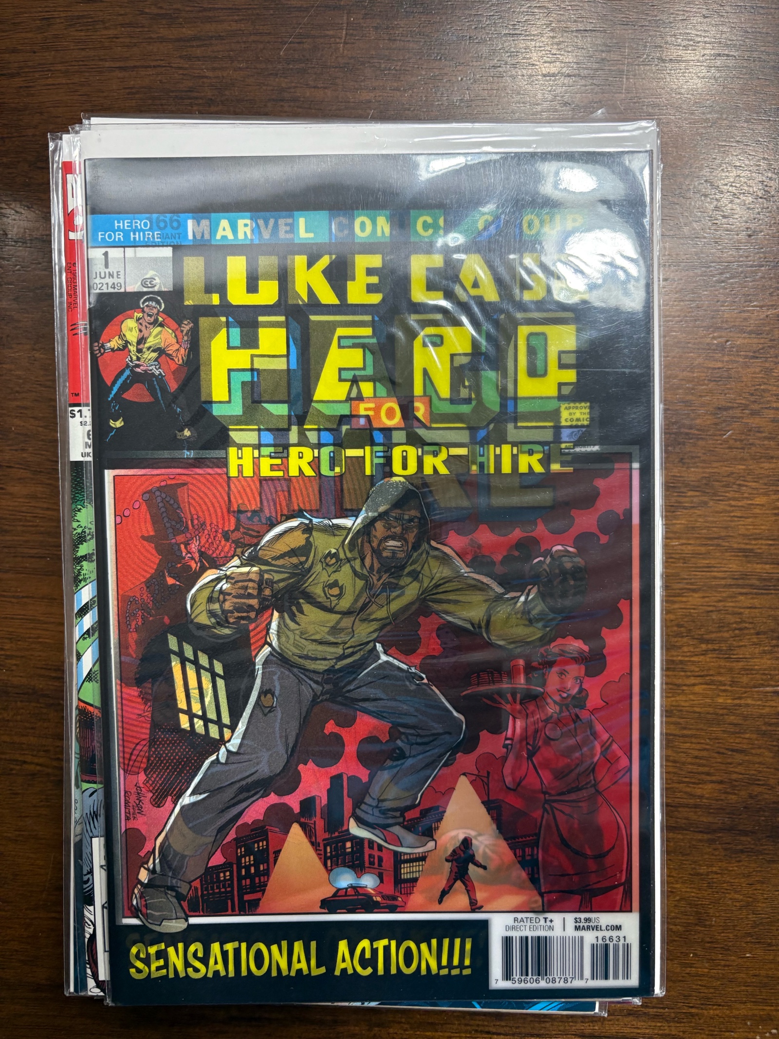 lot 140 image: Luke Cage Hero for Hire 3D Cover Special Issue #1 Variant Edition Issue 166 Marvel Comics