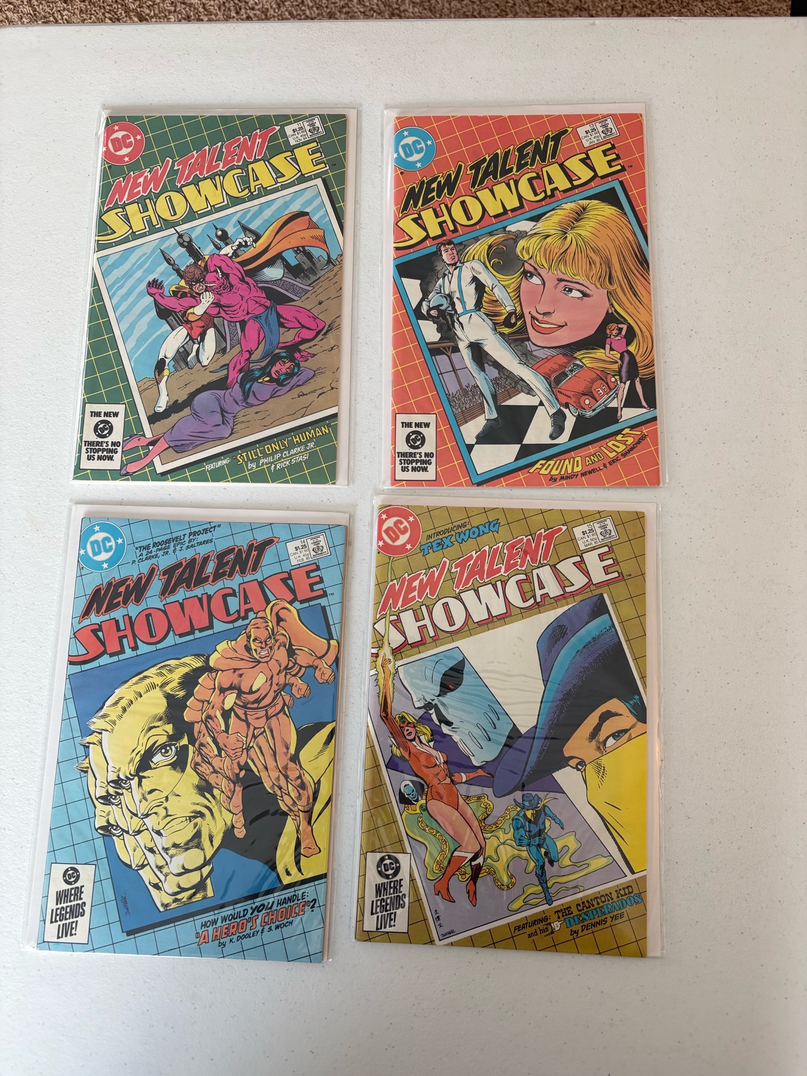 lot 216 image: New Mutant Showcase Foue Comic Book Lot DC Comics