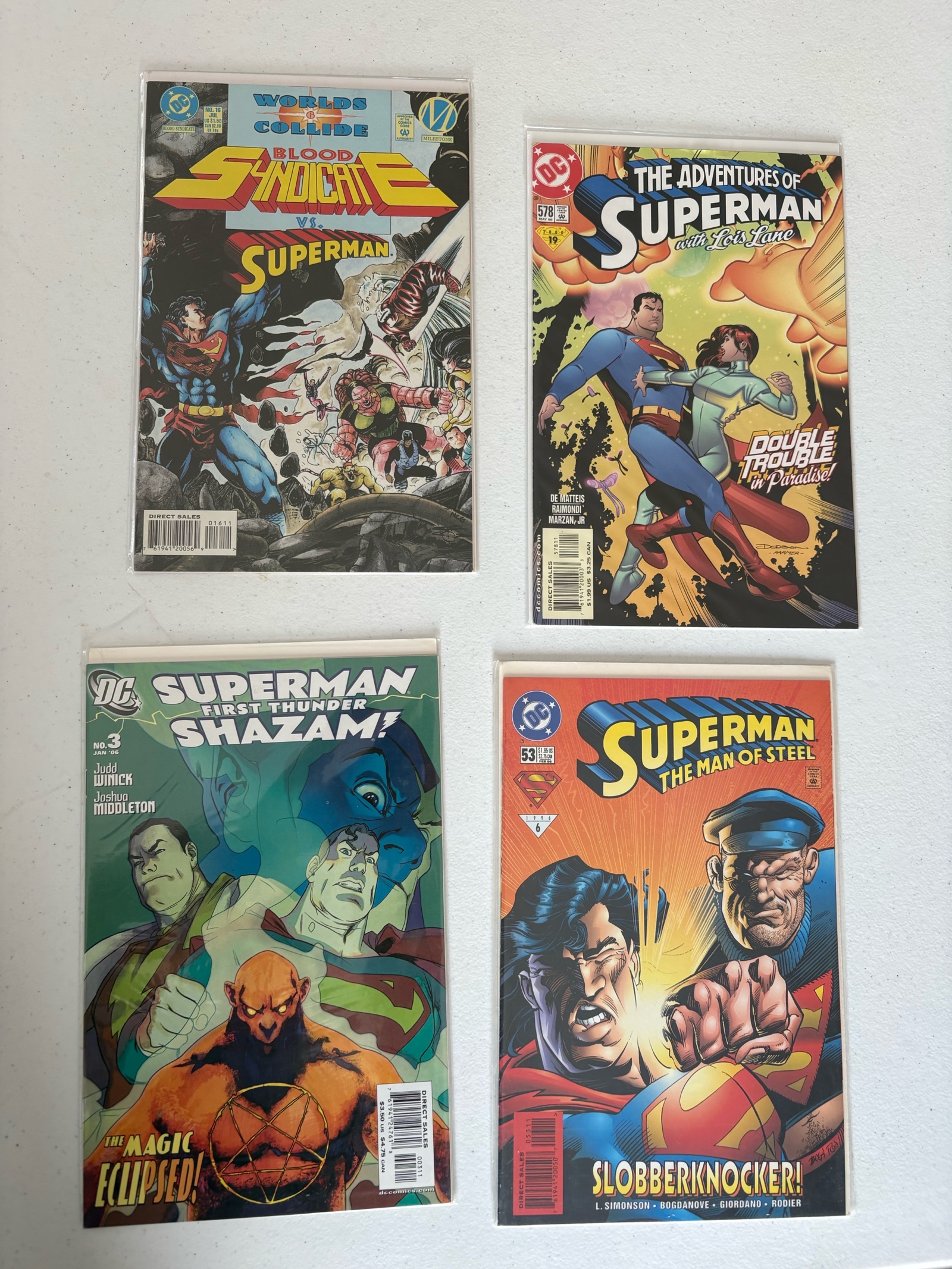lot 258A image: Superman Comic Book Lot, 4 Comics DC