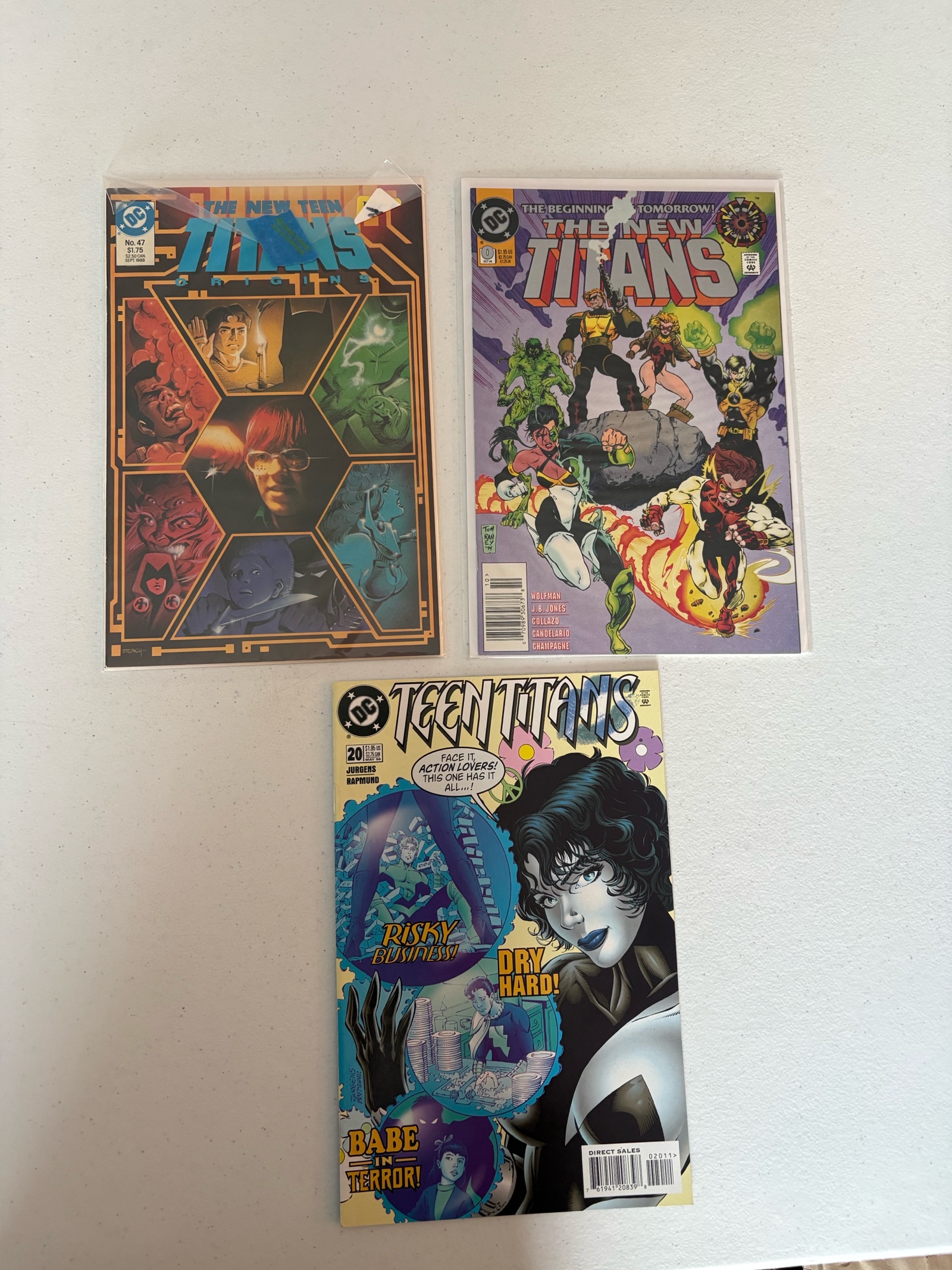lot 274A image: The New Teen Titans Comic Book Lot, 3 Comics DC