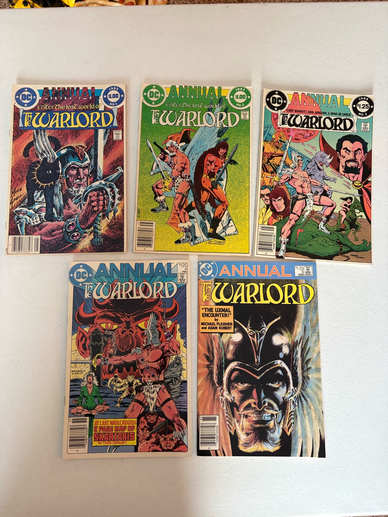 lot 275A image: Warlord Annuals Comic Book Lot, 5 Comics From DC Comics