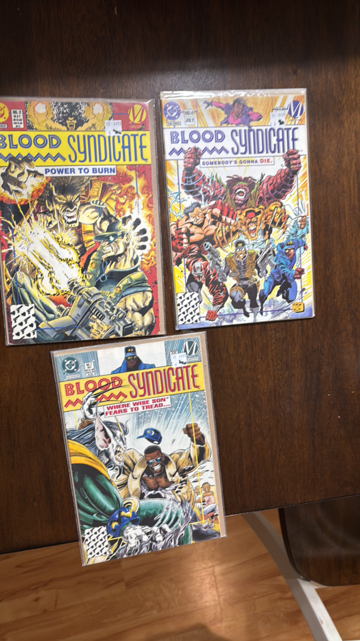 lot 280 image: Blood Syndicate Comic Book Lot, 3 Comics DC
