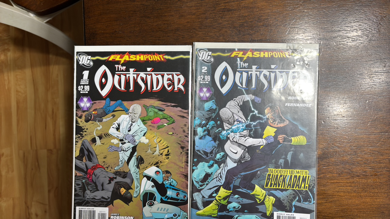 lot 311 image: Flashpoint The Outsiders #1 and #2 DC Comics Lot